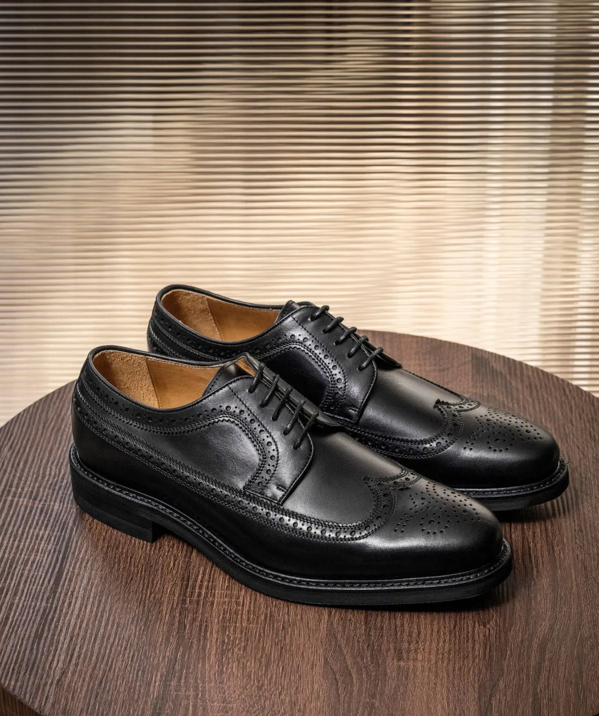 ScratchResistantSurface Derby BARTON Noir
