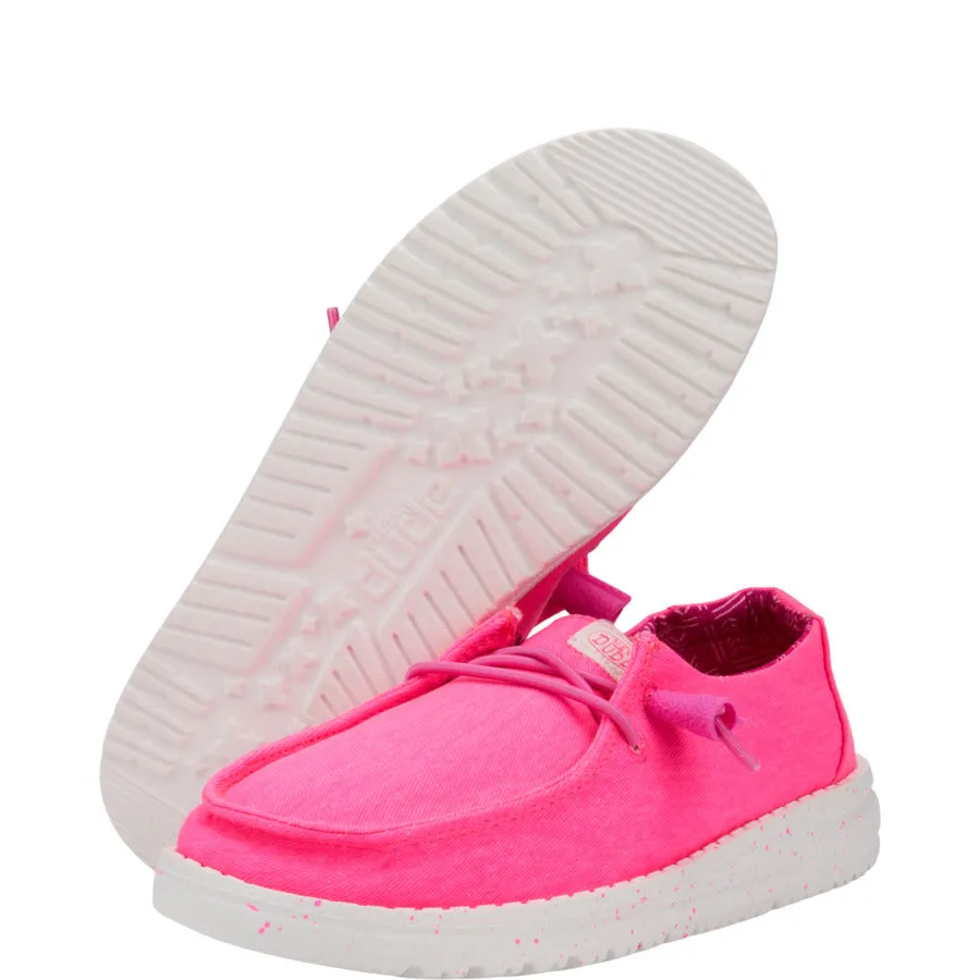 Wendy Youth Stretch Canvas - Neon Pink Aerodynamic Form