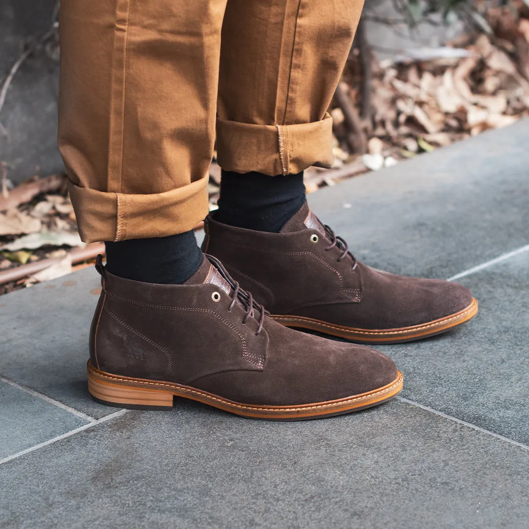 Clapton Lace Up Boots Dark Brown Suede Comfortable Heel Counter Seamless Comfort Windy Weather