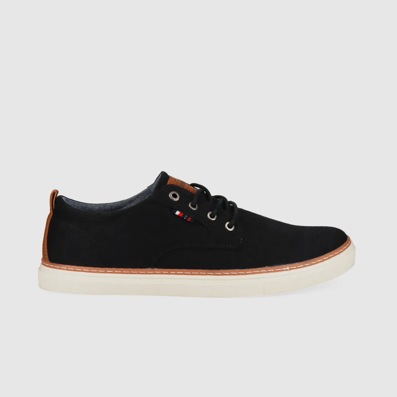 Brad Casual Shoes Black Shock Absorb Balanced Motion Push Hike