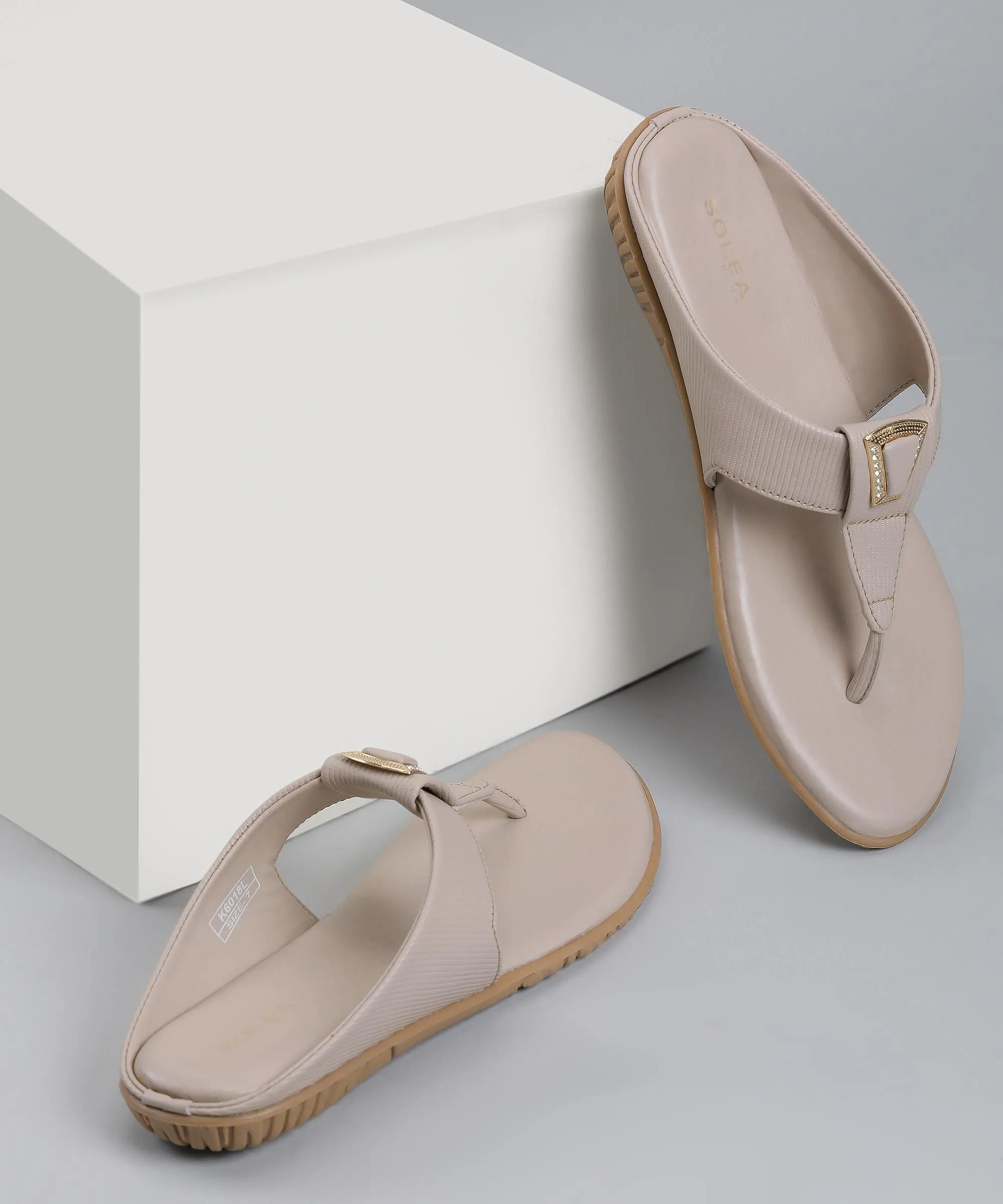 Paragon K6018L Women Sandals | Casual & Formal Sandals | Stylish, Comfortable & Durable | For Daily & Occasion Wear velcro Comfort Sandals
