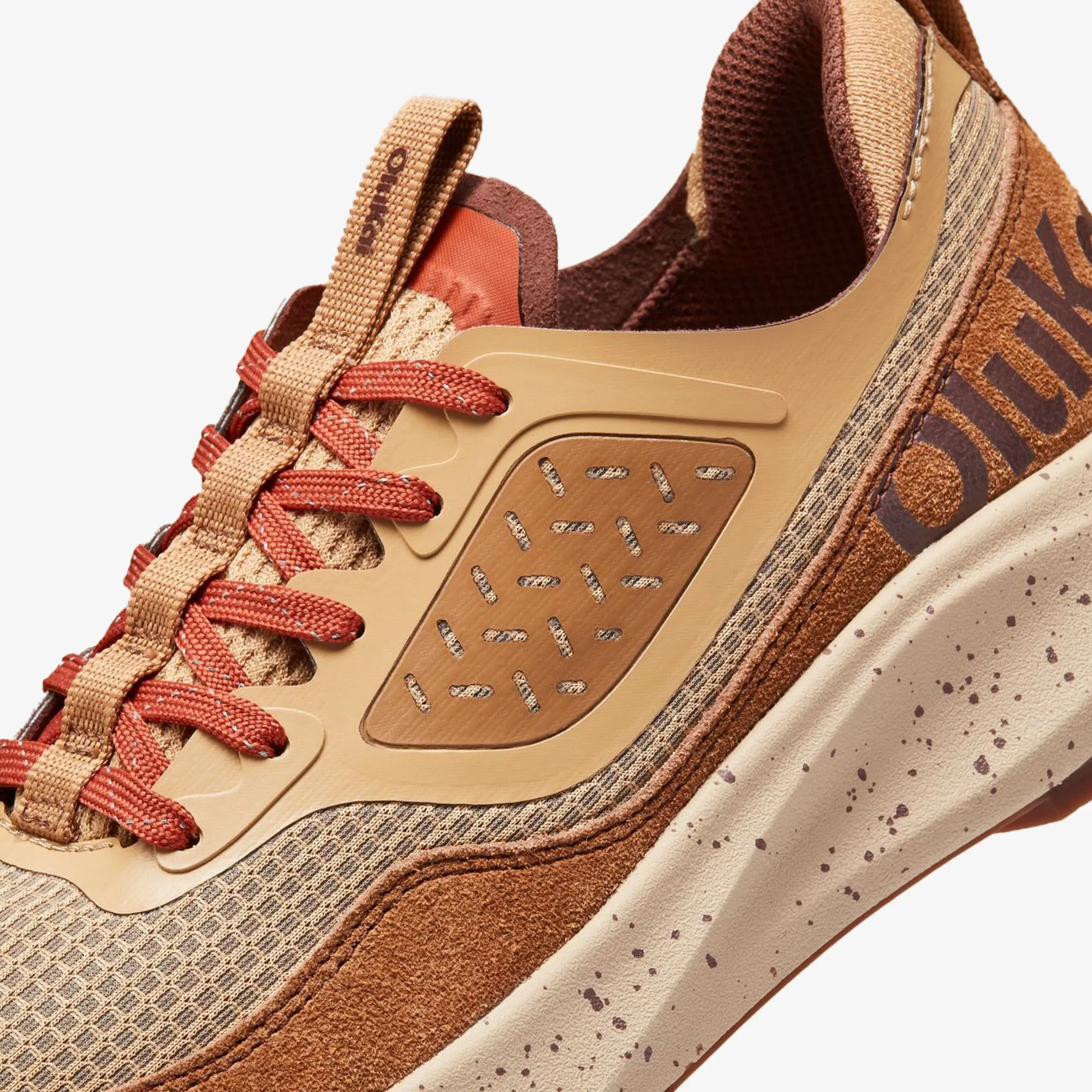Makiki  -  Sandshell / Carob Active Performance Sneaker Culture