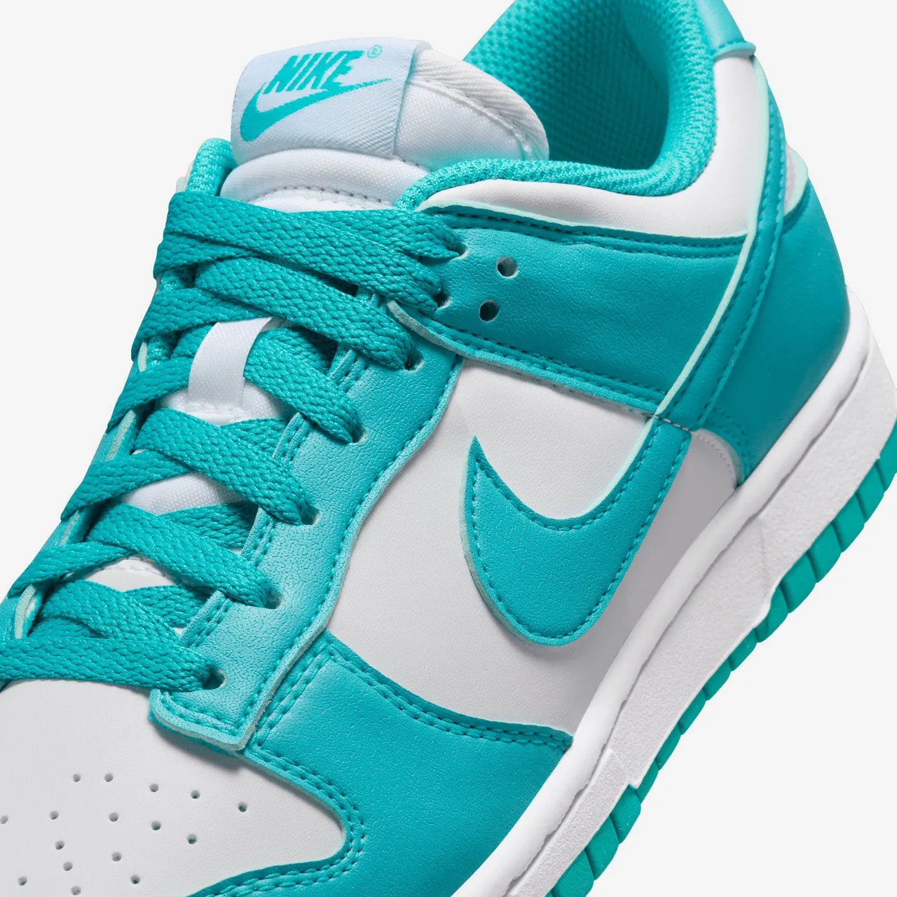 Wmns Dunk Low Fast Track