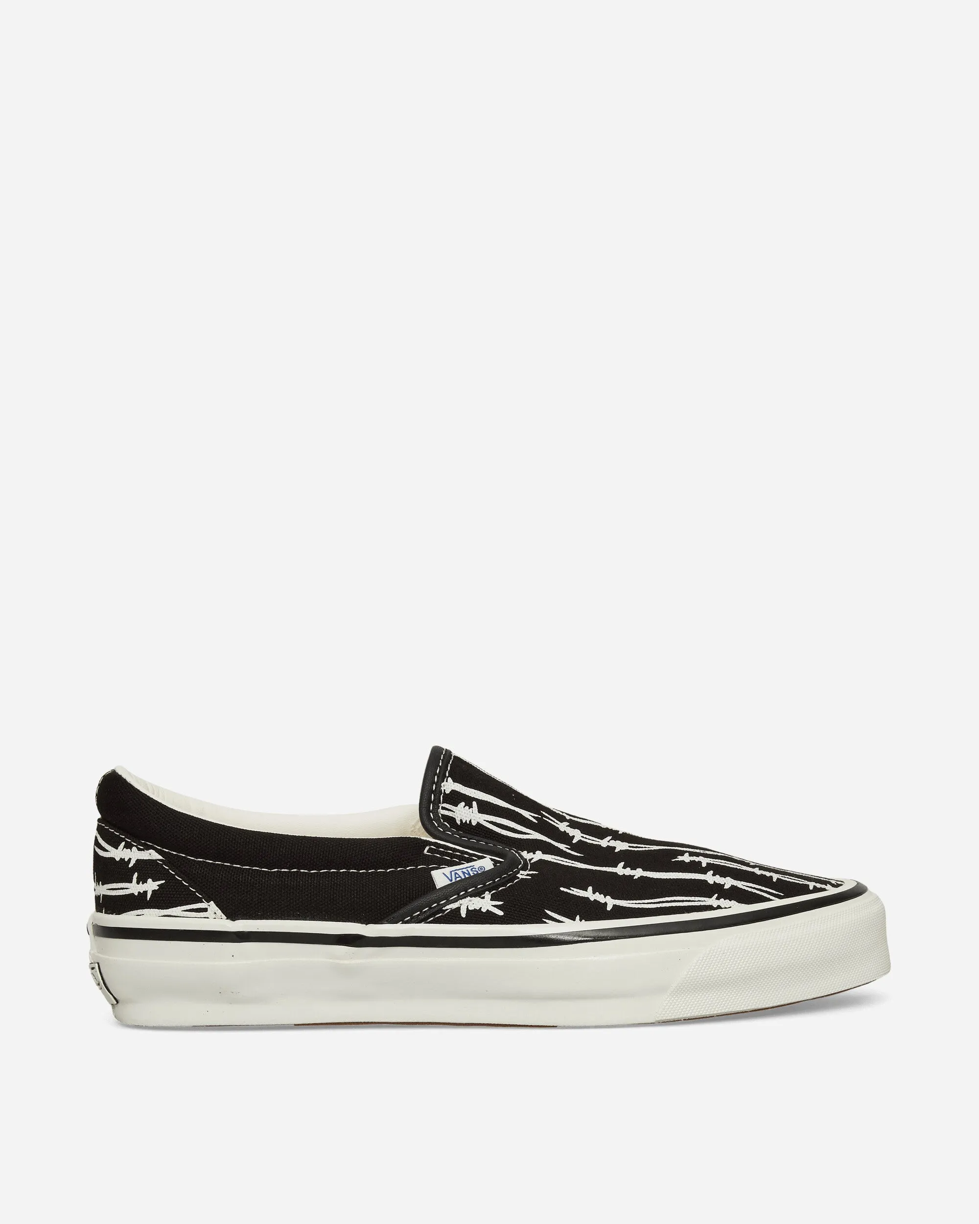 Classic Slip-On Reissue 98 Sneakers Black / Barbed Wire Daily Essential