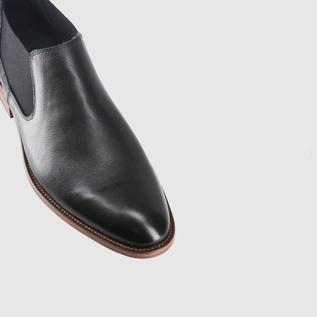 Waterproof Trail Runner AnkleSupport Luis Chelsea Boots Black