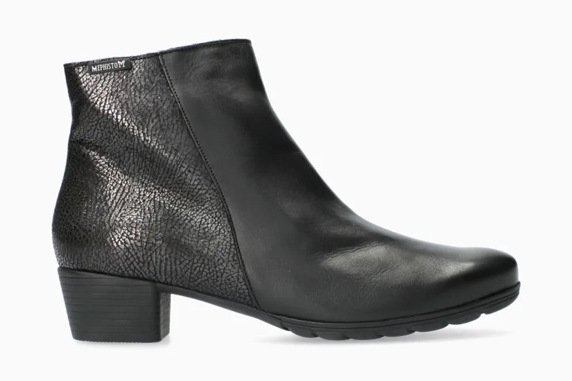 Ilsa - Black 7800 Street Chic