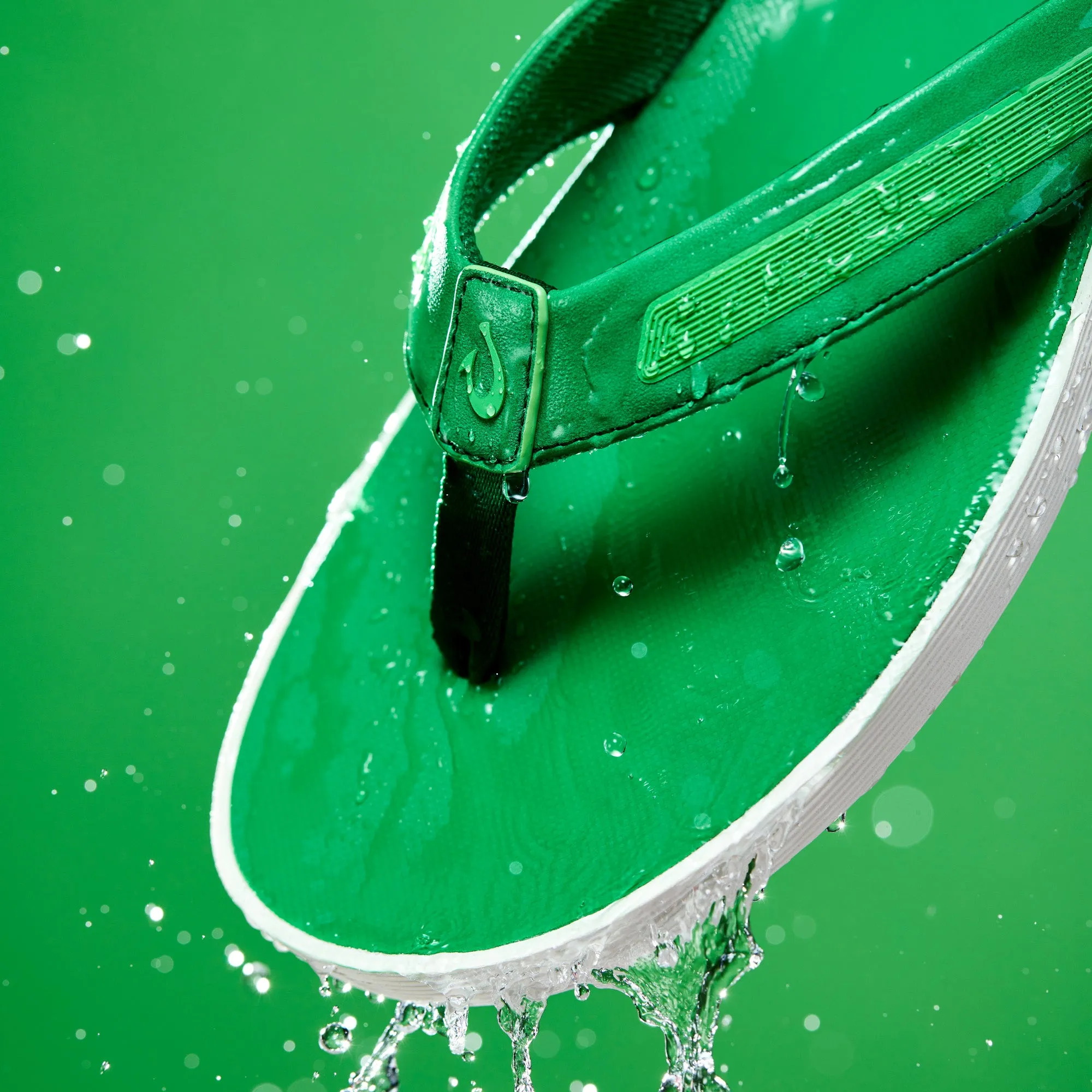 Relaxing Flats Leeward - Bamboo