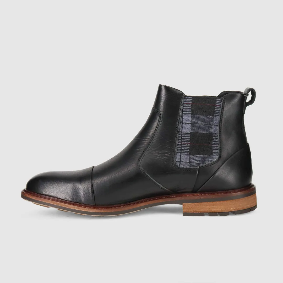 Wide Sole Tough Build Fargo Chelsea Boots Black