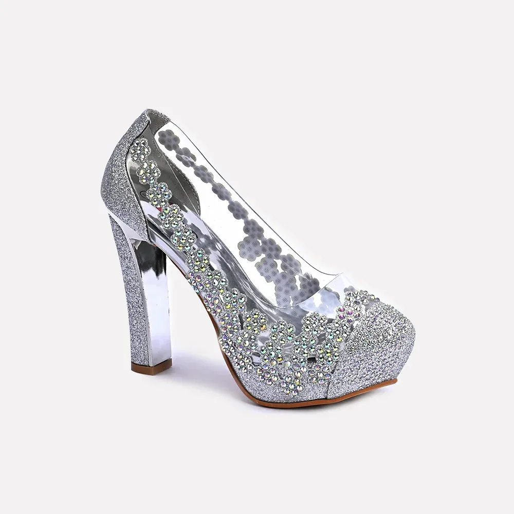 Petite Fit Free Pace COURT SHOES 0440549