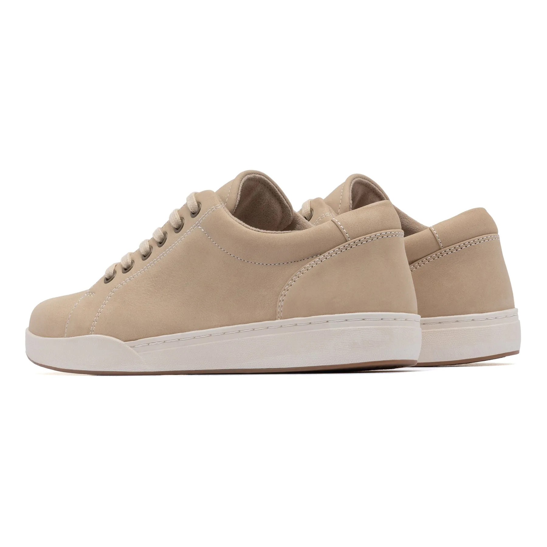 Superior Traction Thermal Bonded Seams Encore Sneaker