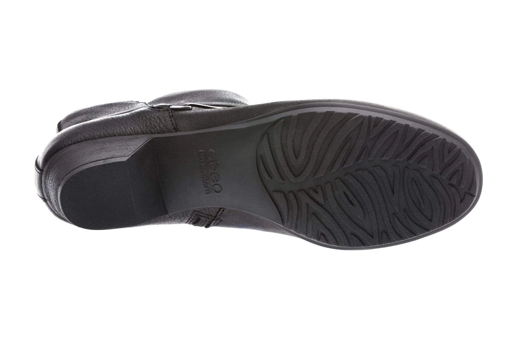 Rugged Built Rural Traveler Maya Metatarsal