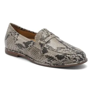 Strada Loafer Metatarsal British Cut Sleek Design