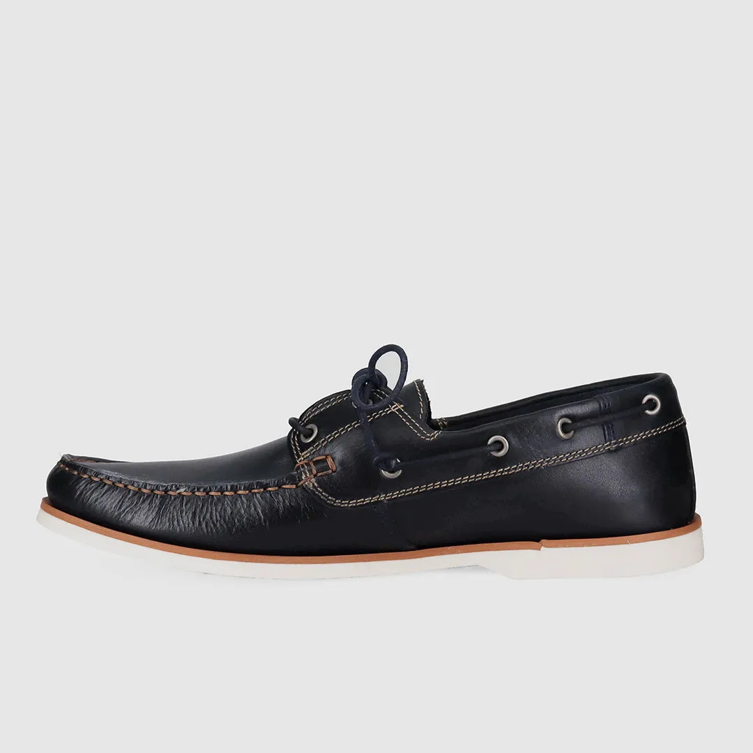 Outfit Neutral Byron Boat Shoes Navy