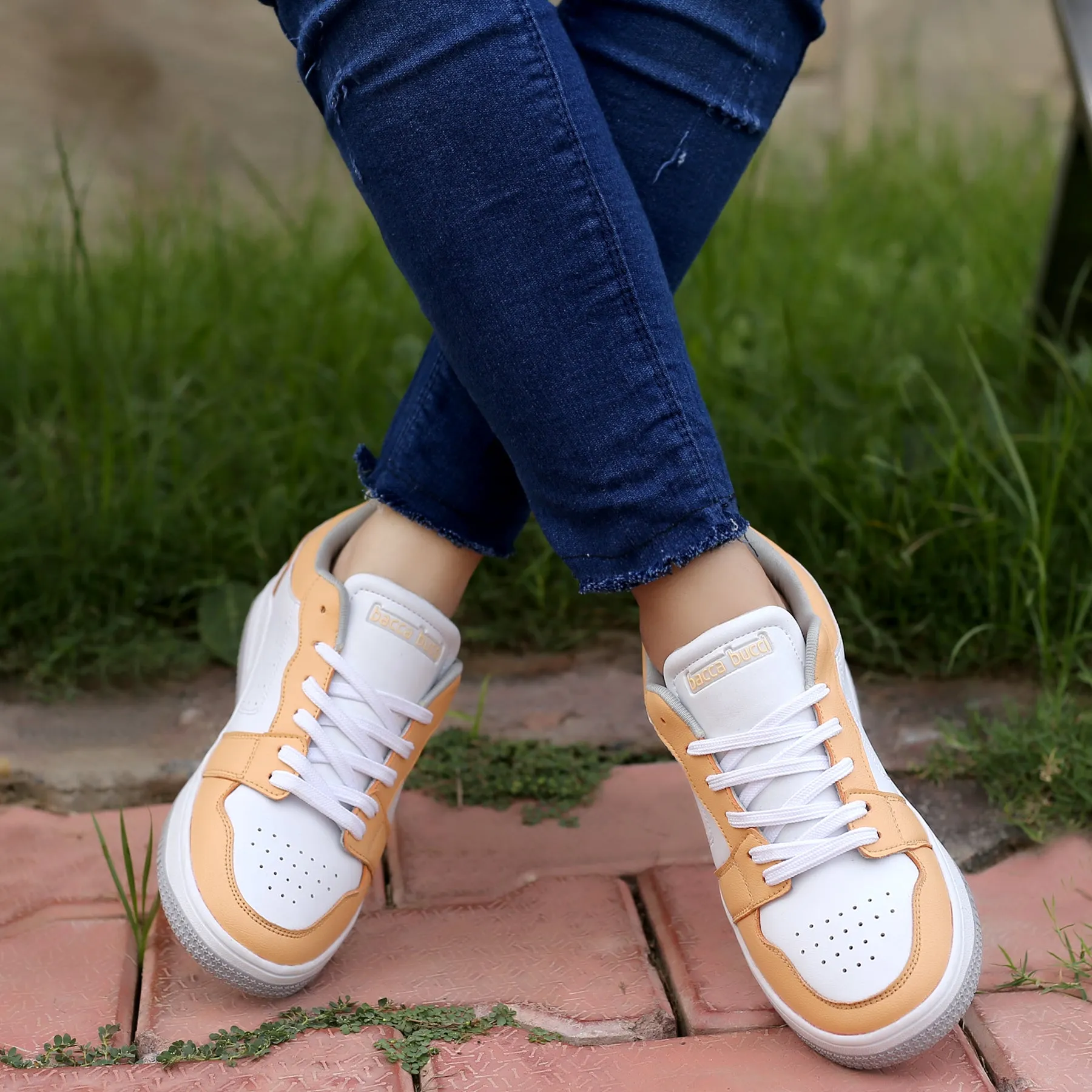 Power Grip Bacca Bucci SOPHIA Low-top Flat Sole Sneakers For Women