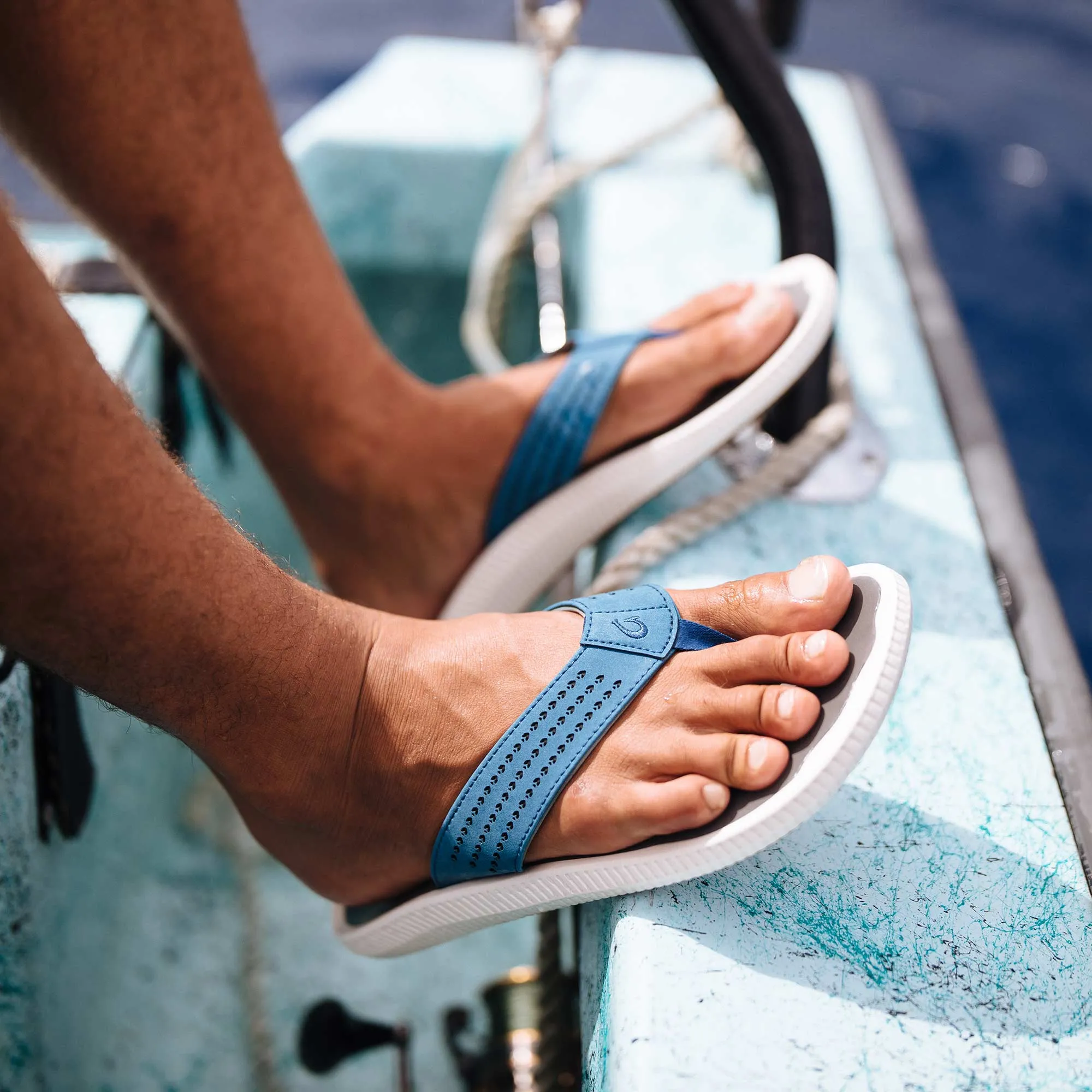 Vacation Mode Ulele - Slate Blue / Charcoal