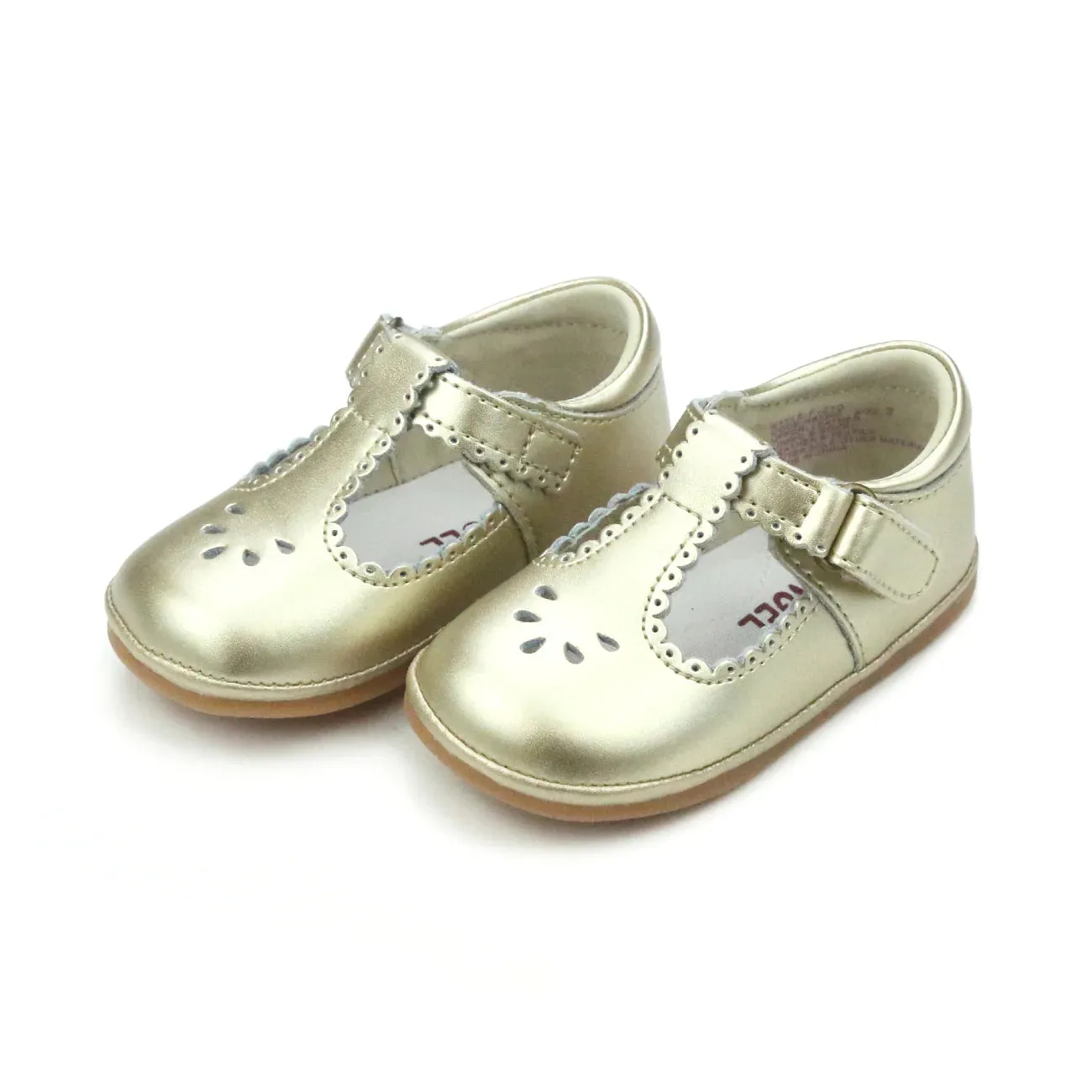 BABY DOTTIE Shiny look