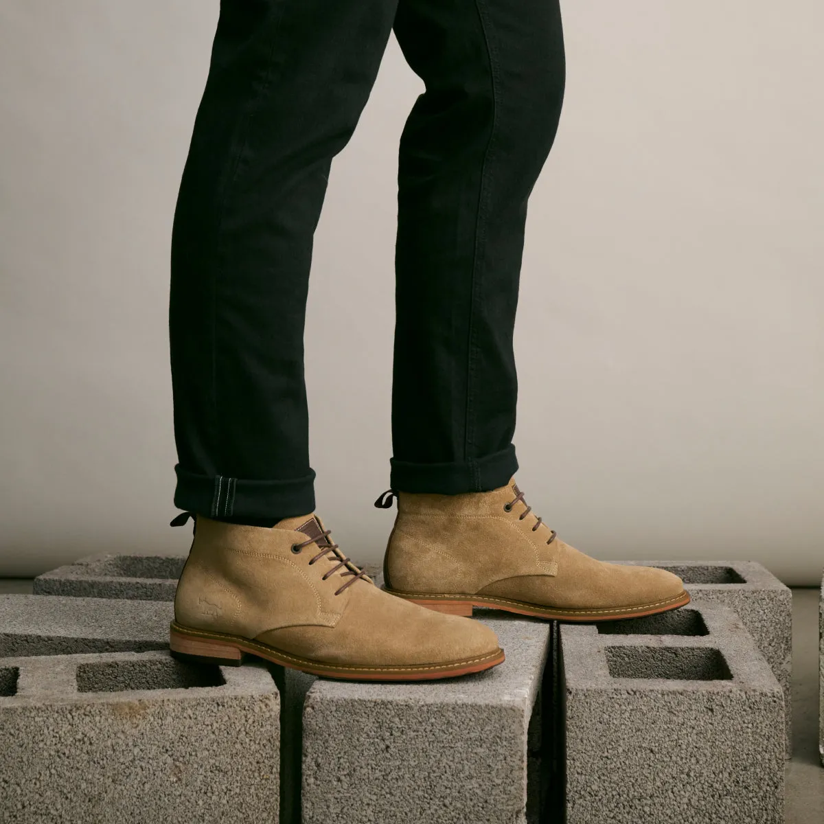 Clapton Lace Up Boots Beige Suede Fashionable Look