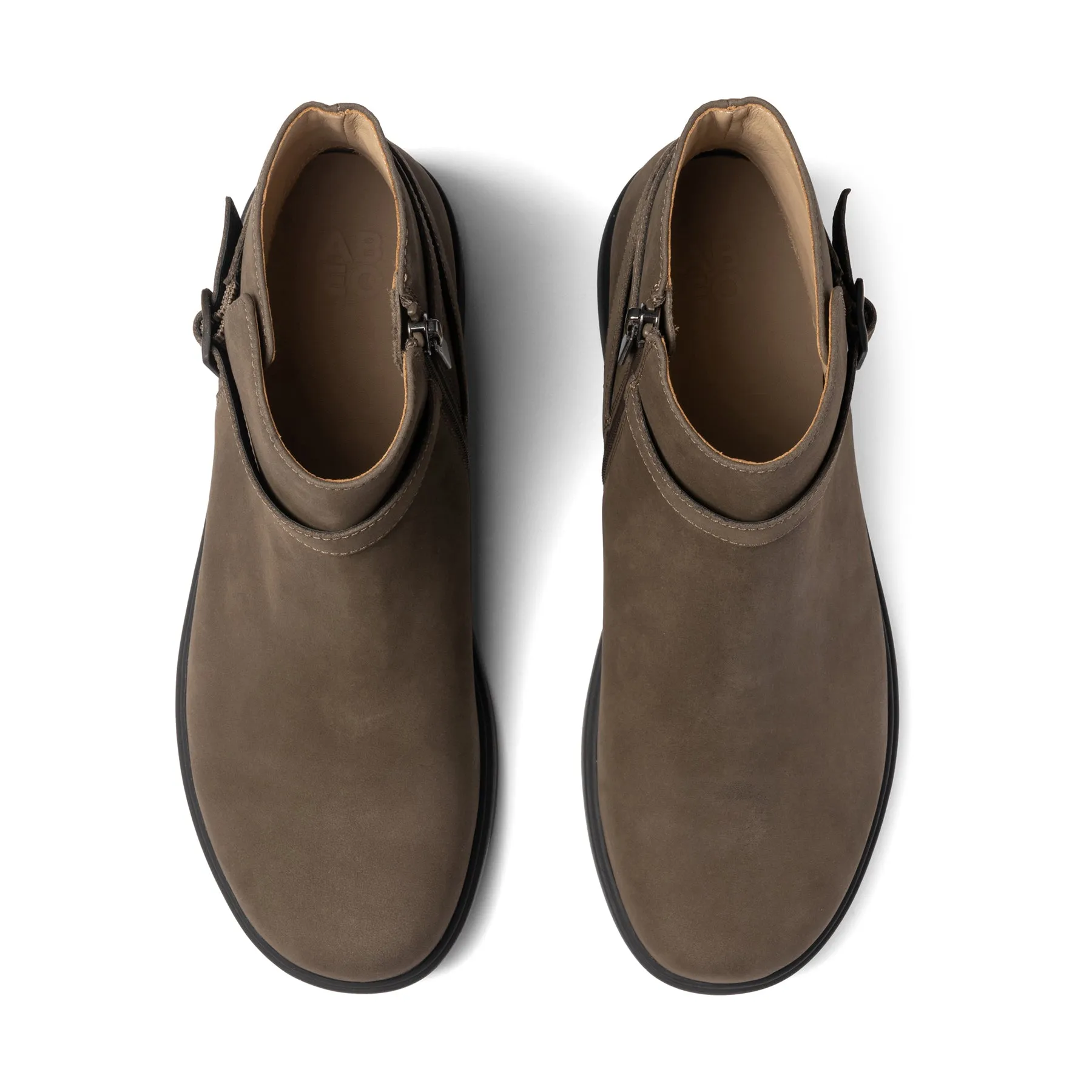 Compass Buckle Metatarsal Minimal Mood Flexible structure