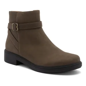 Slip On Elastic Cuff Compass Buckle Metatarsal