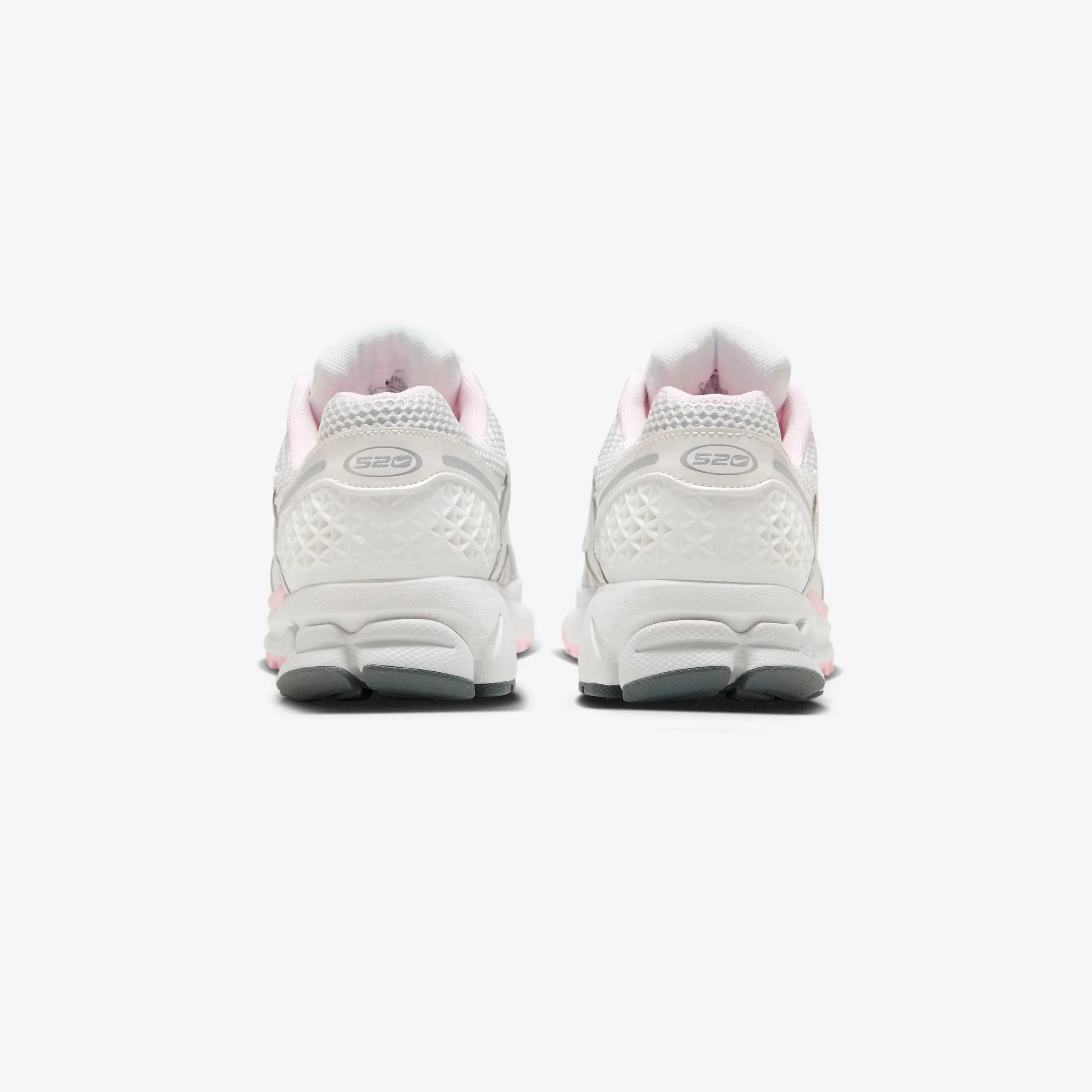 Move Bold Wmns Zoom Vomero 5