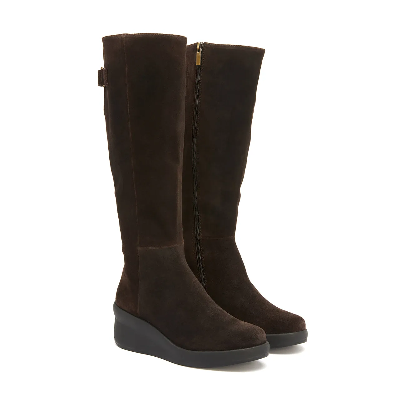 All-Weather Design. Thermal Core Hiking Trails Passage Tall Metatarsal