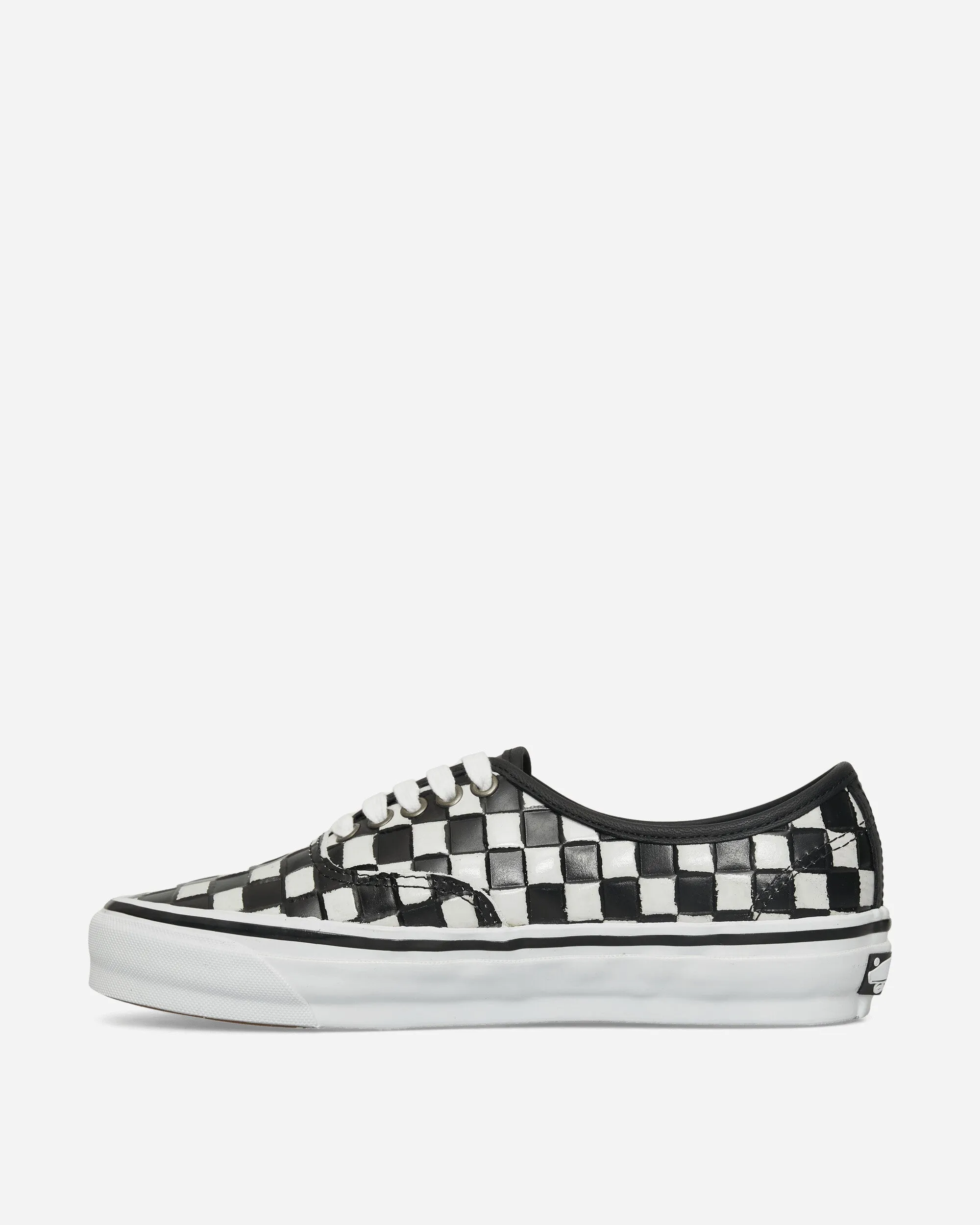 Authentic 44 Leather Check Vibram Sneakers Black / White Linen Air Harbor Mood