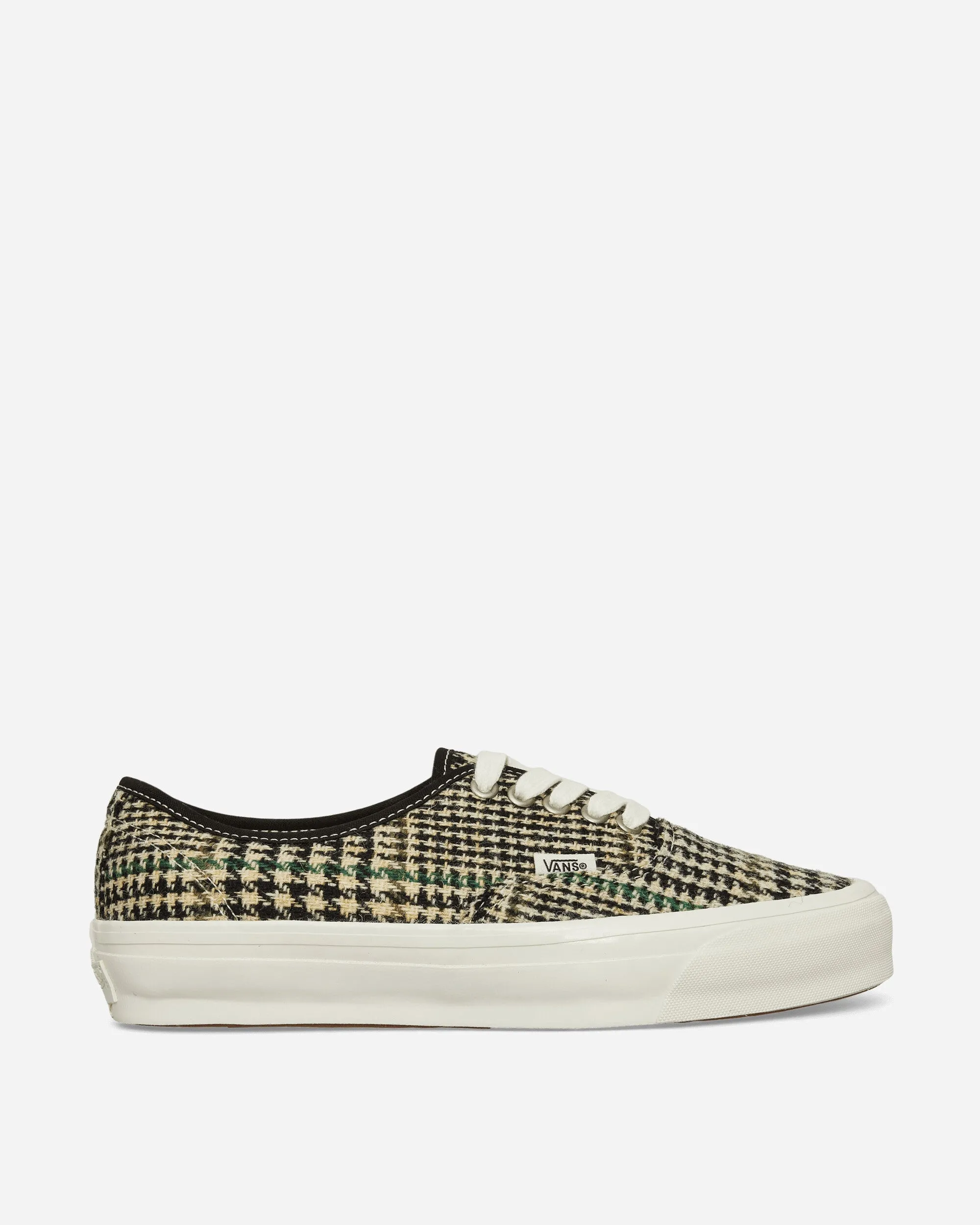 Authentic LX 44 Sneakers Black / White Picnic Easy