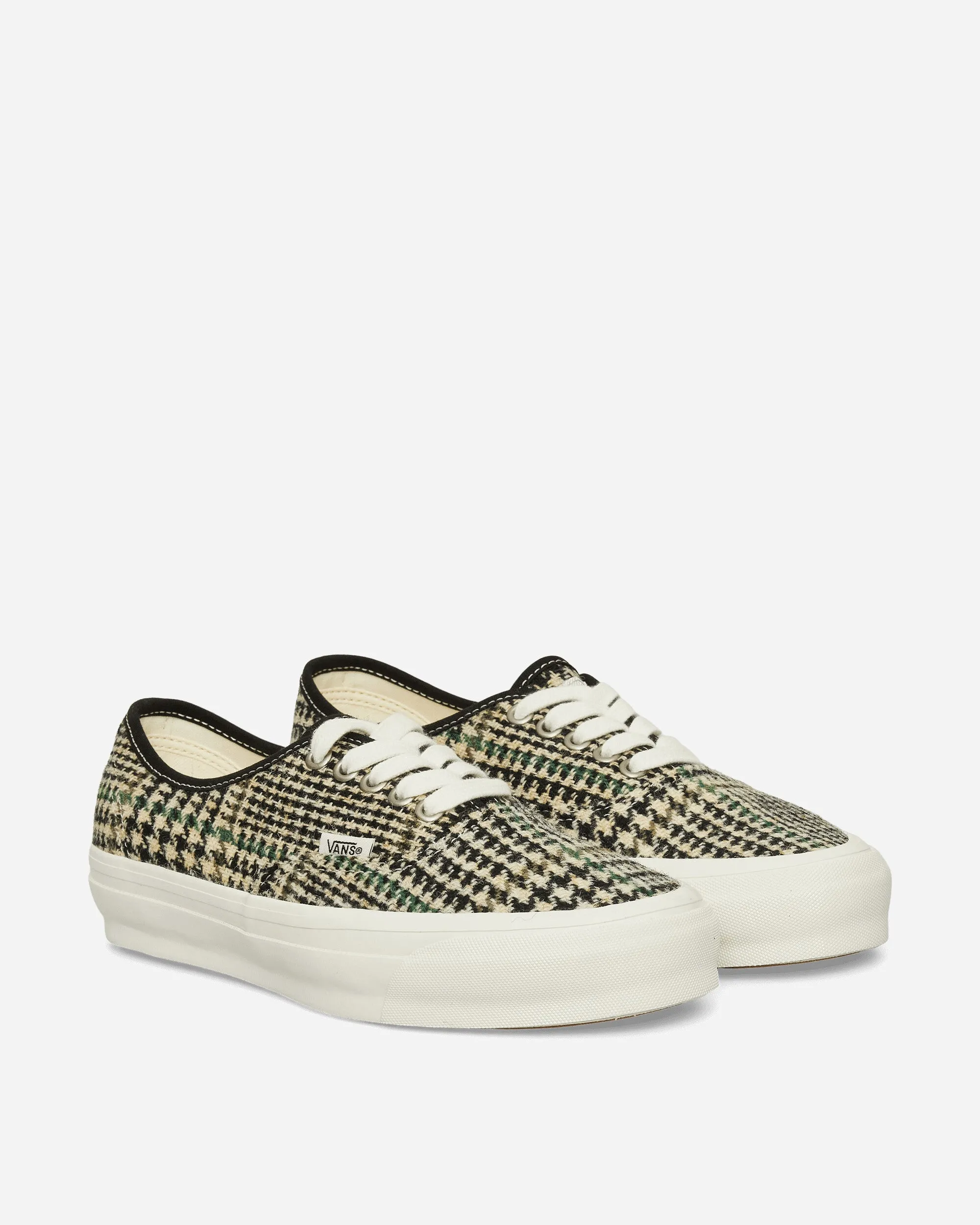 Authentic LX 44 Sneakers Black / White Club Edge Block Walk