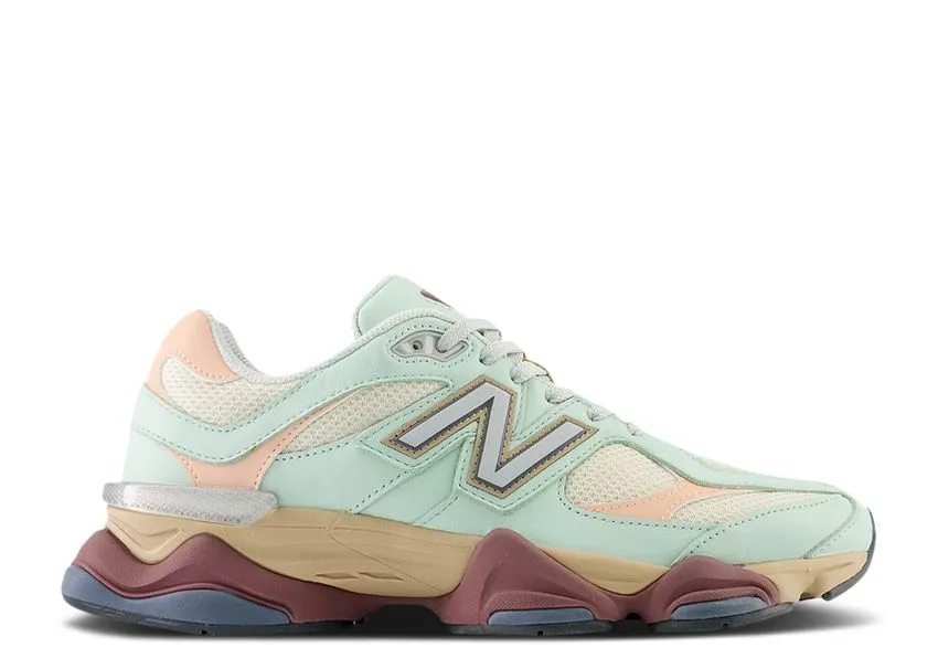 Reinforced toe New Balance 9060 Clay Ash