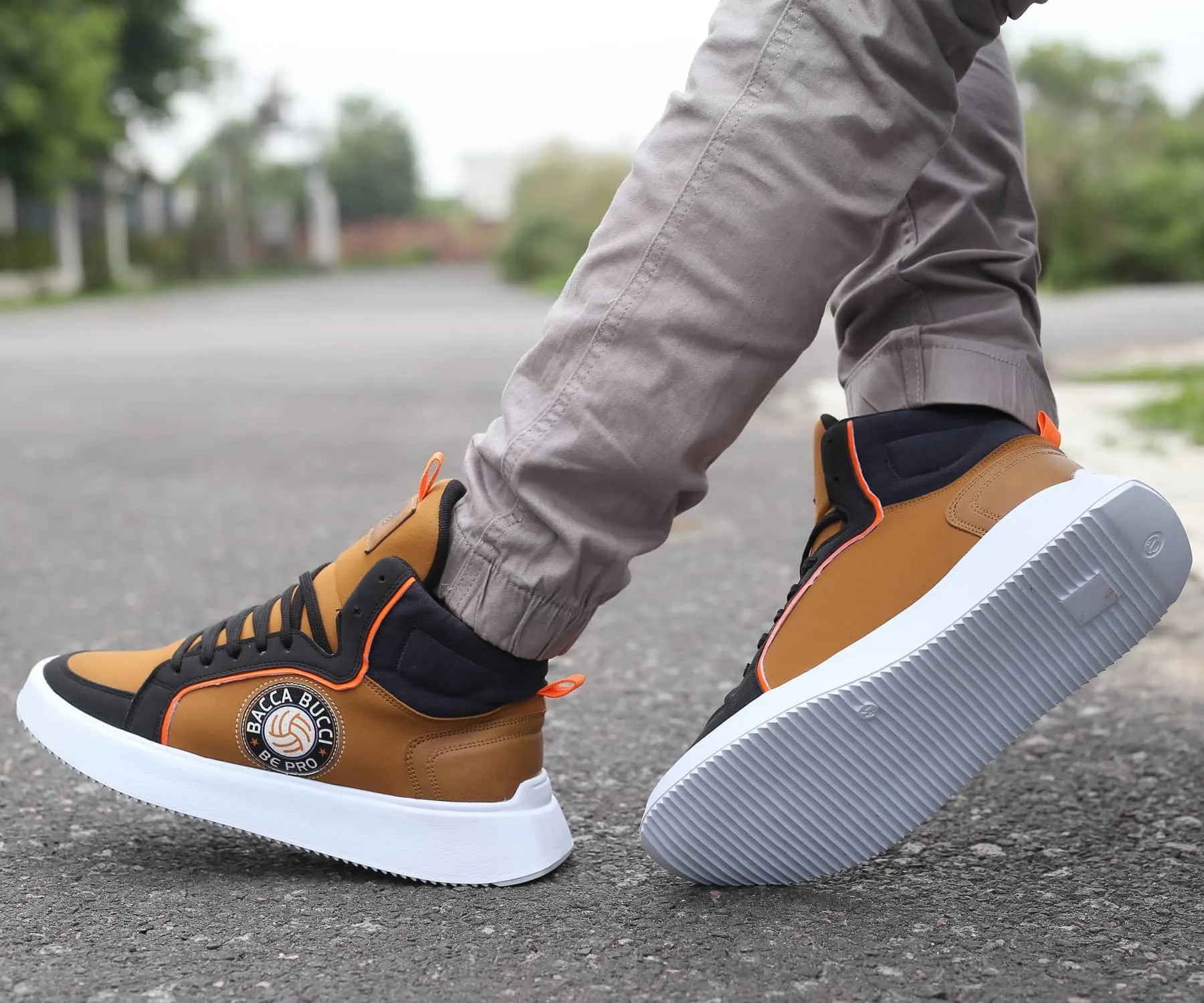 King Walk Meta Move Bacca Bucci GRAVITY