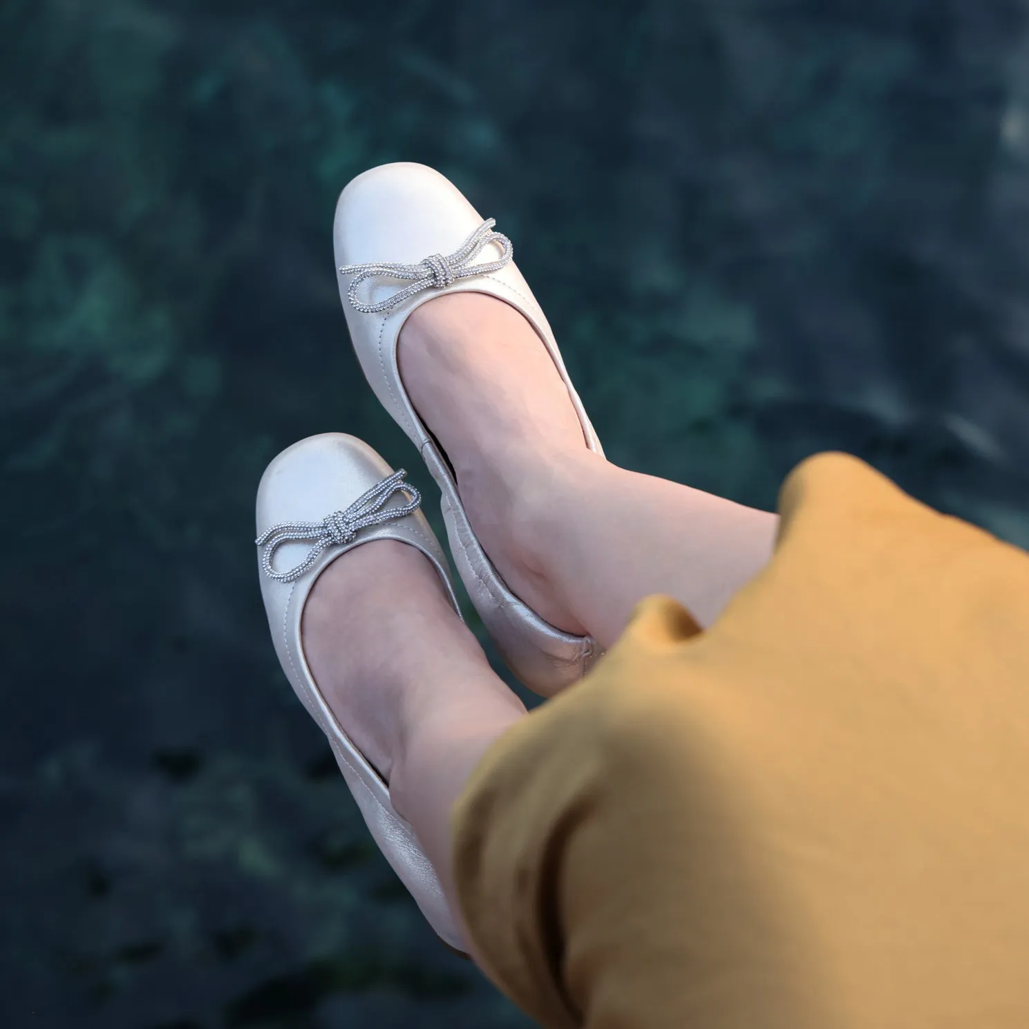 Cadence Bow Metatarsal Sleek Design Ceremony Fit