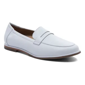 Polished Trim Classic Shade Strada Loafer
