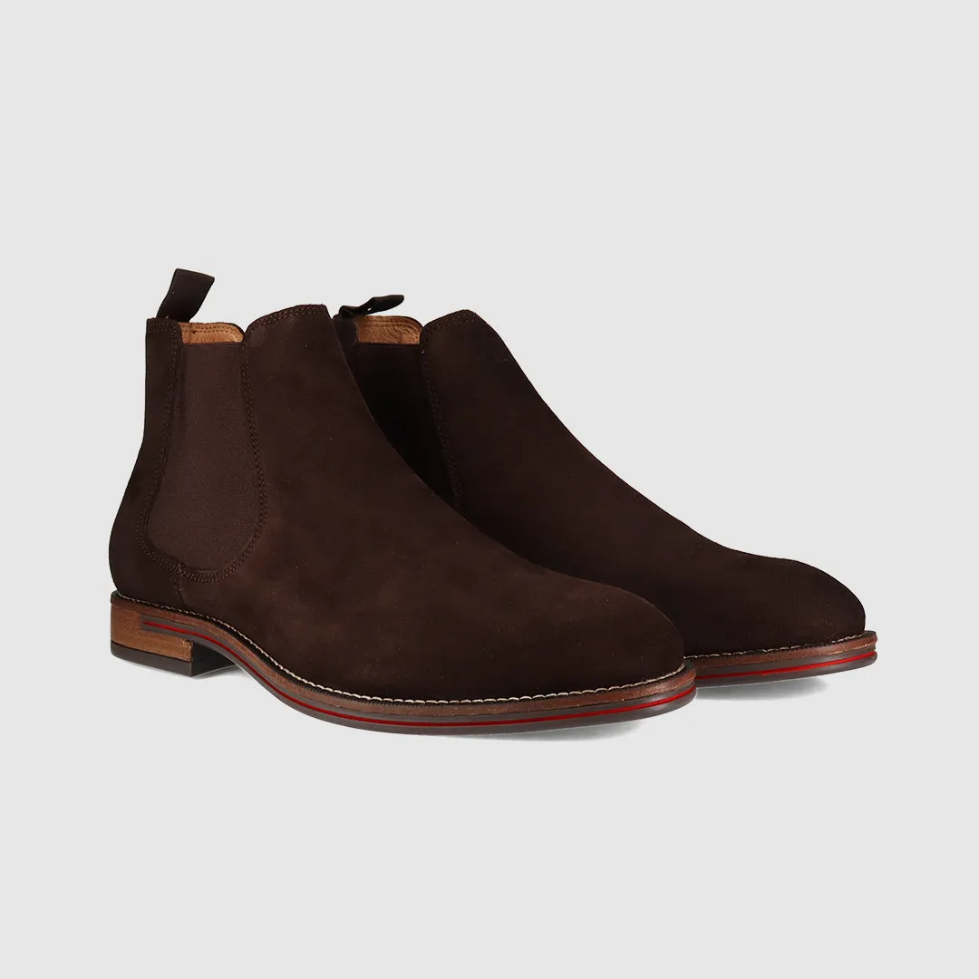 Winner Chelsea Boots Dark Brown Suede Low Profile Snowy Path