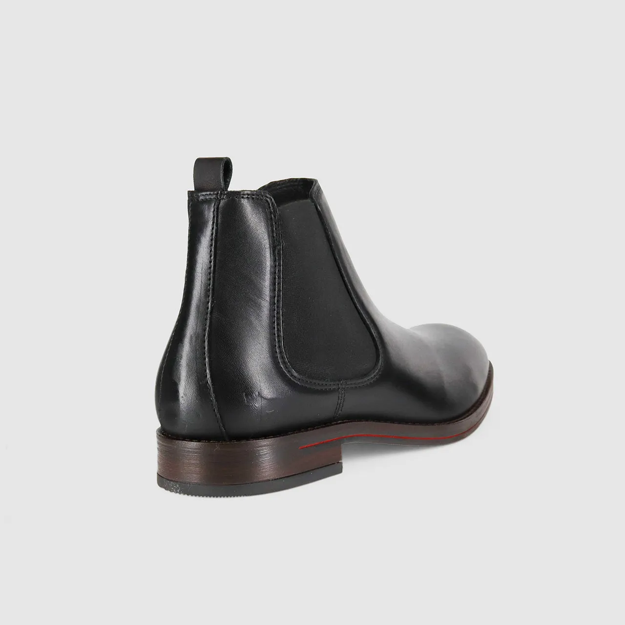 Agile Design Warm Keep Winner Chelsea Boots Black