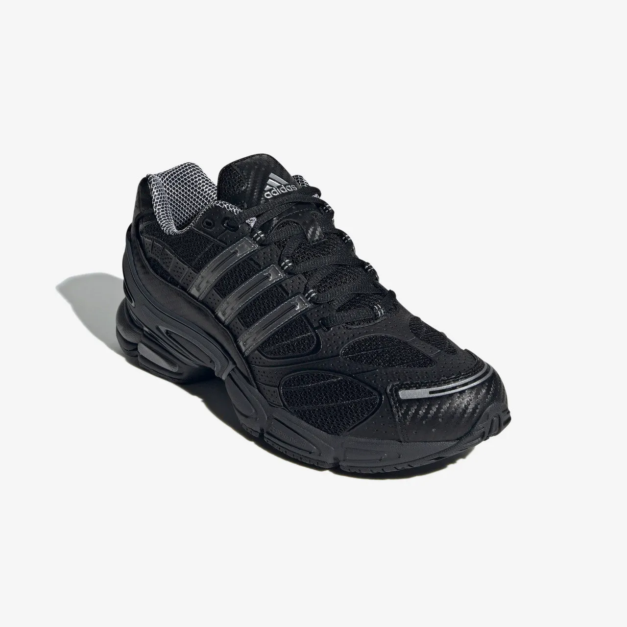 Flexible Fit Ozweego Pro