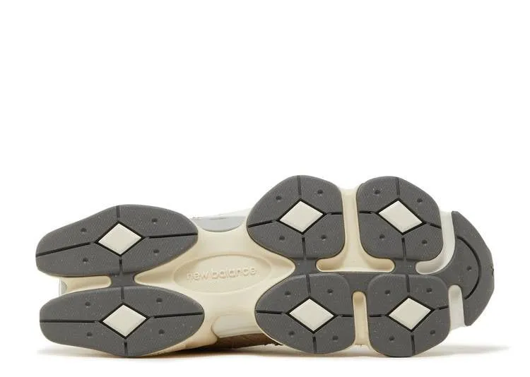 Reinforced Seams Daily Walk New Balance 9060 Driftwood
