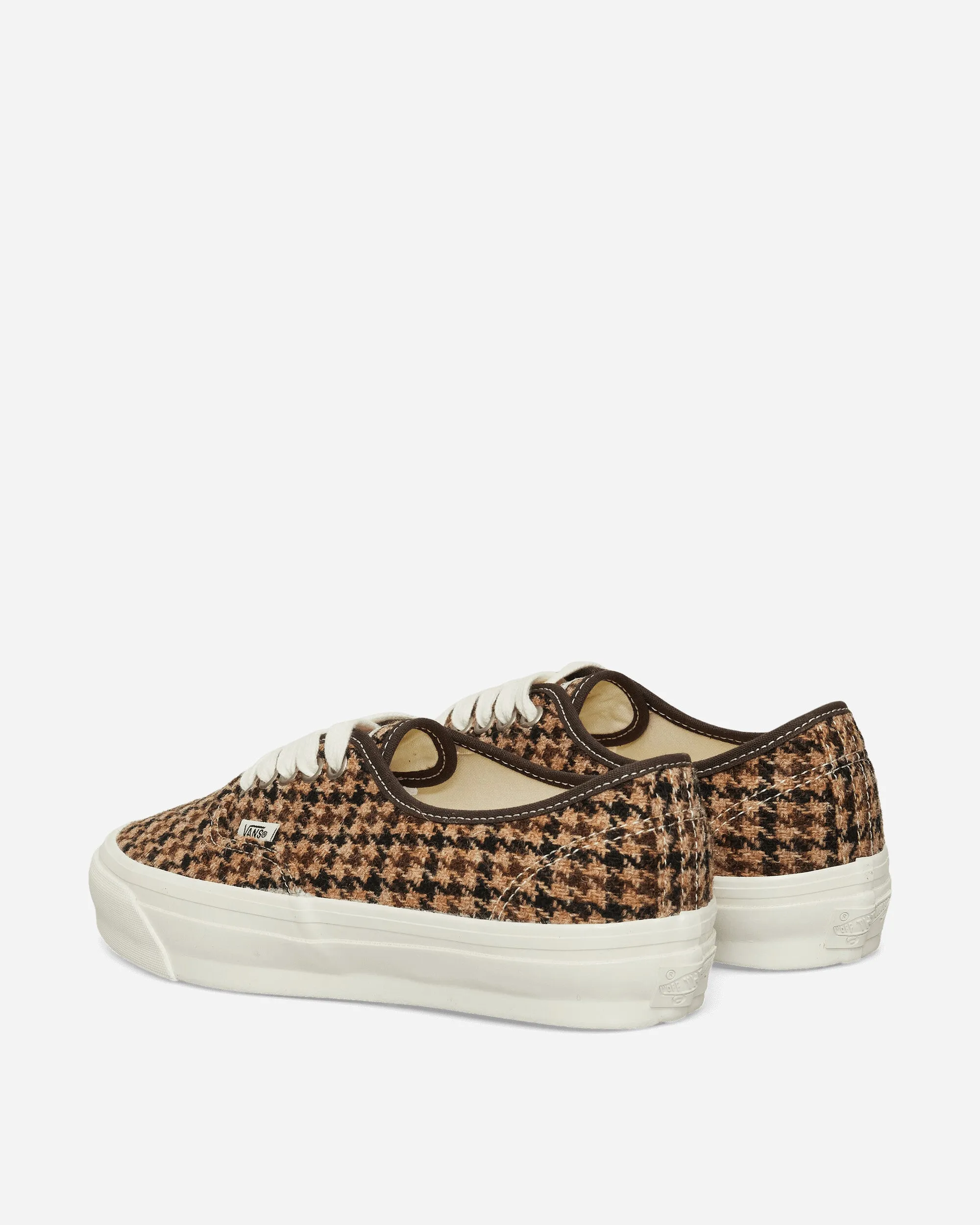 Calm Tone Adjustable Fit Authentic LX 44 Sneakers Brown