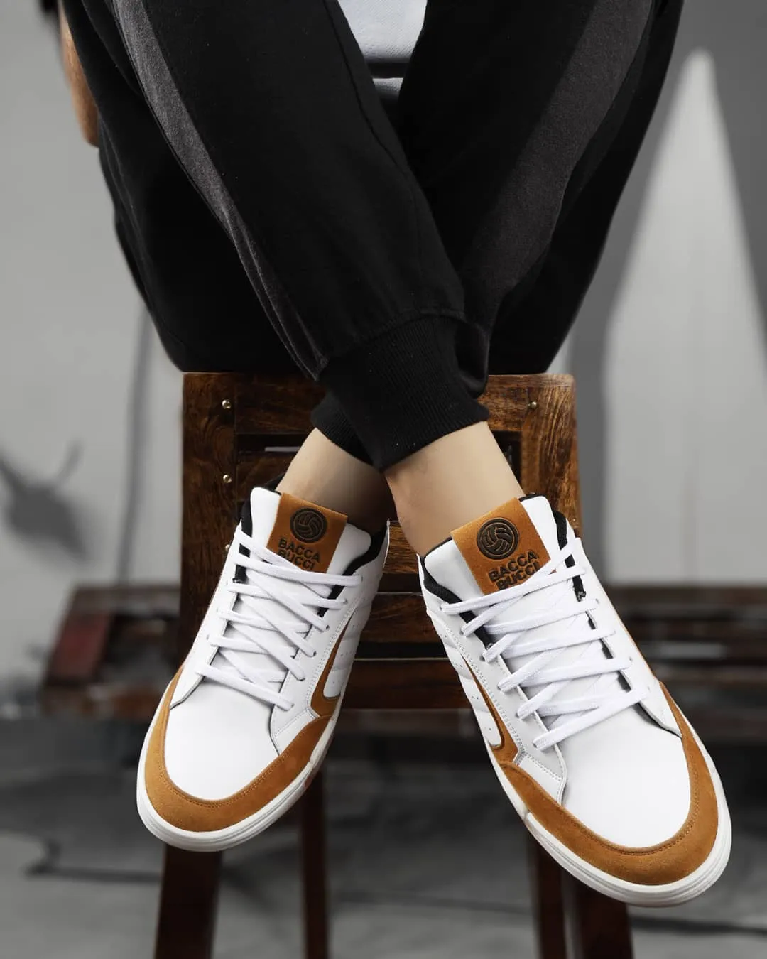 Every Step Bacca Bucci Manhattan Low-Top Sneakers