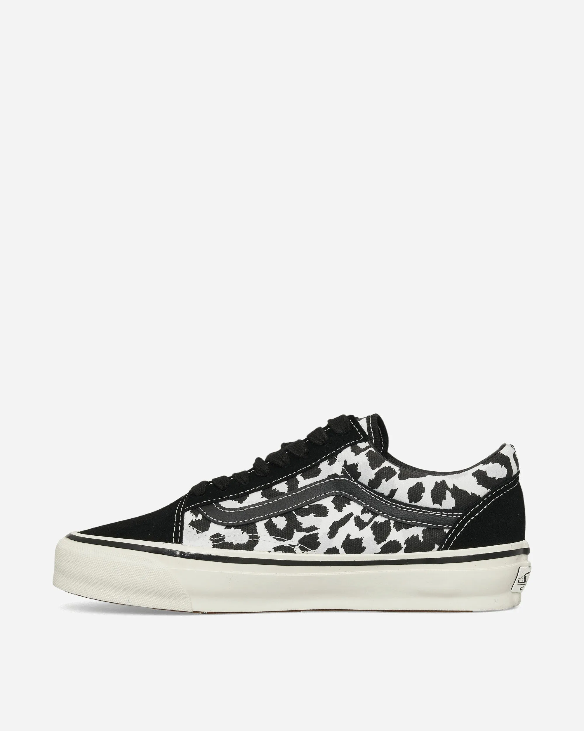 Breathable Lining Game Fit Premium Old Skool Leopard Sneakers Black / White