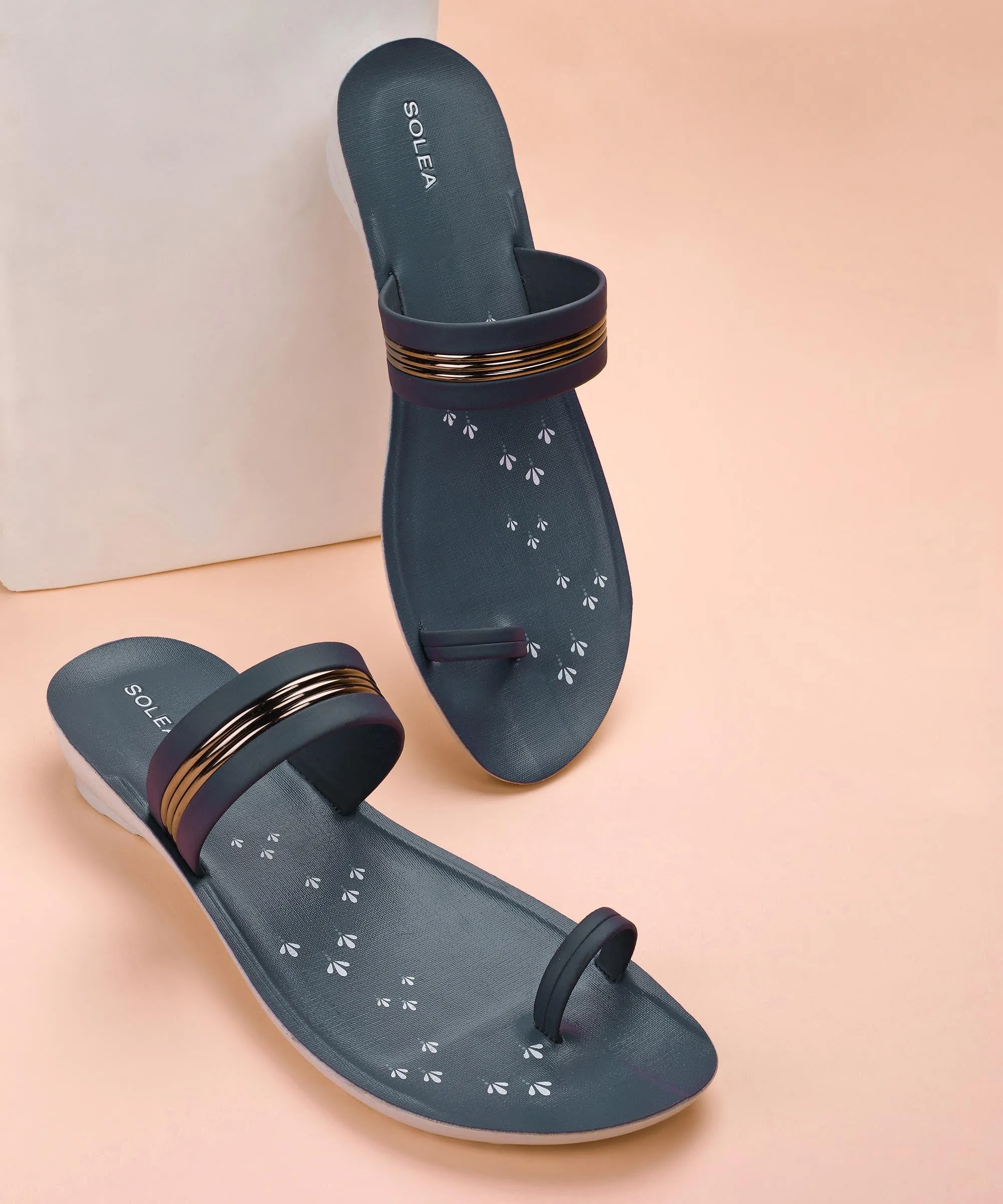 Modern Fit active shoes Paragon PUK7011L Women Everyday Sandals | Latest Style | Comfortable Cushioned Sole for Daily Outdoor Use