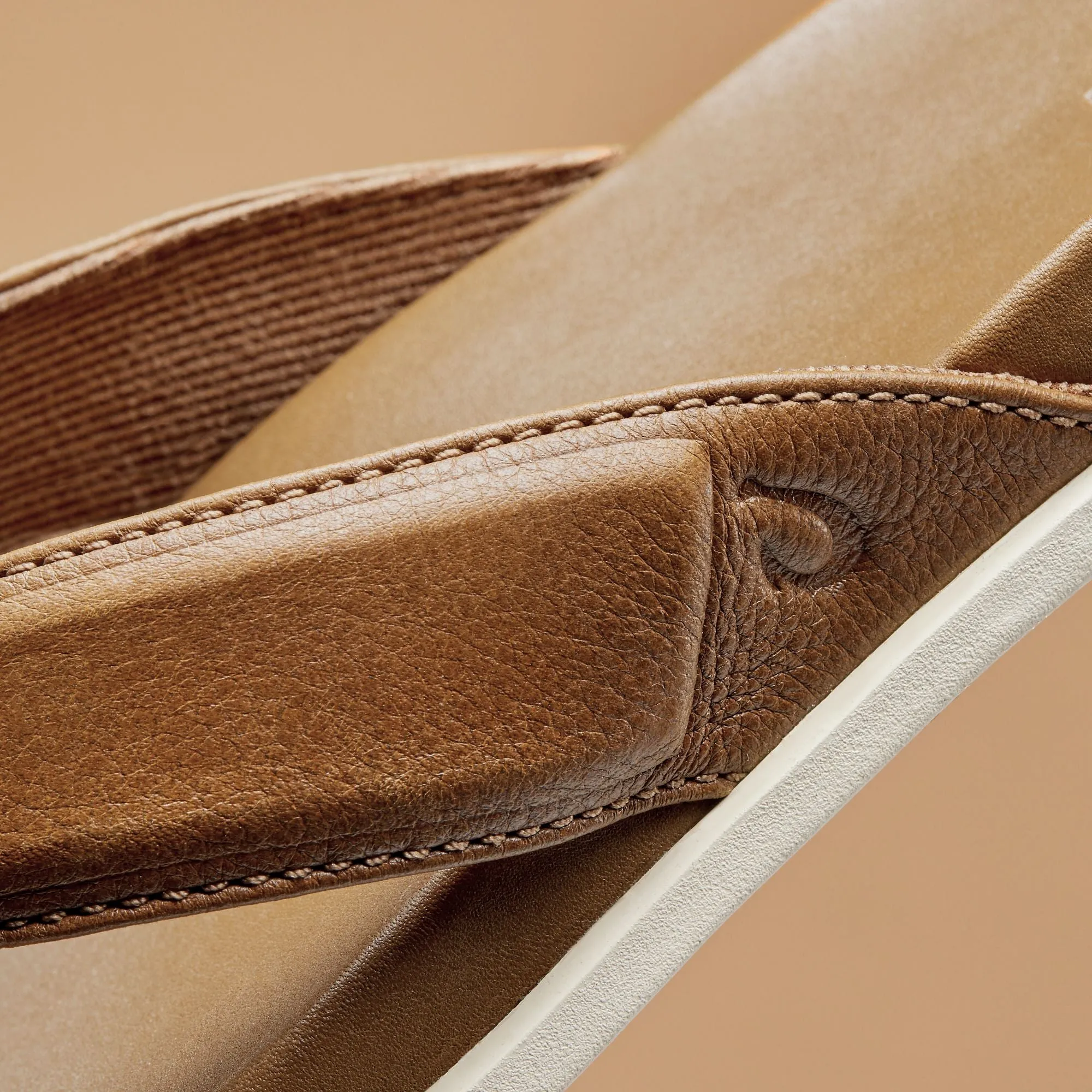 ????lali - Almond Suede