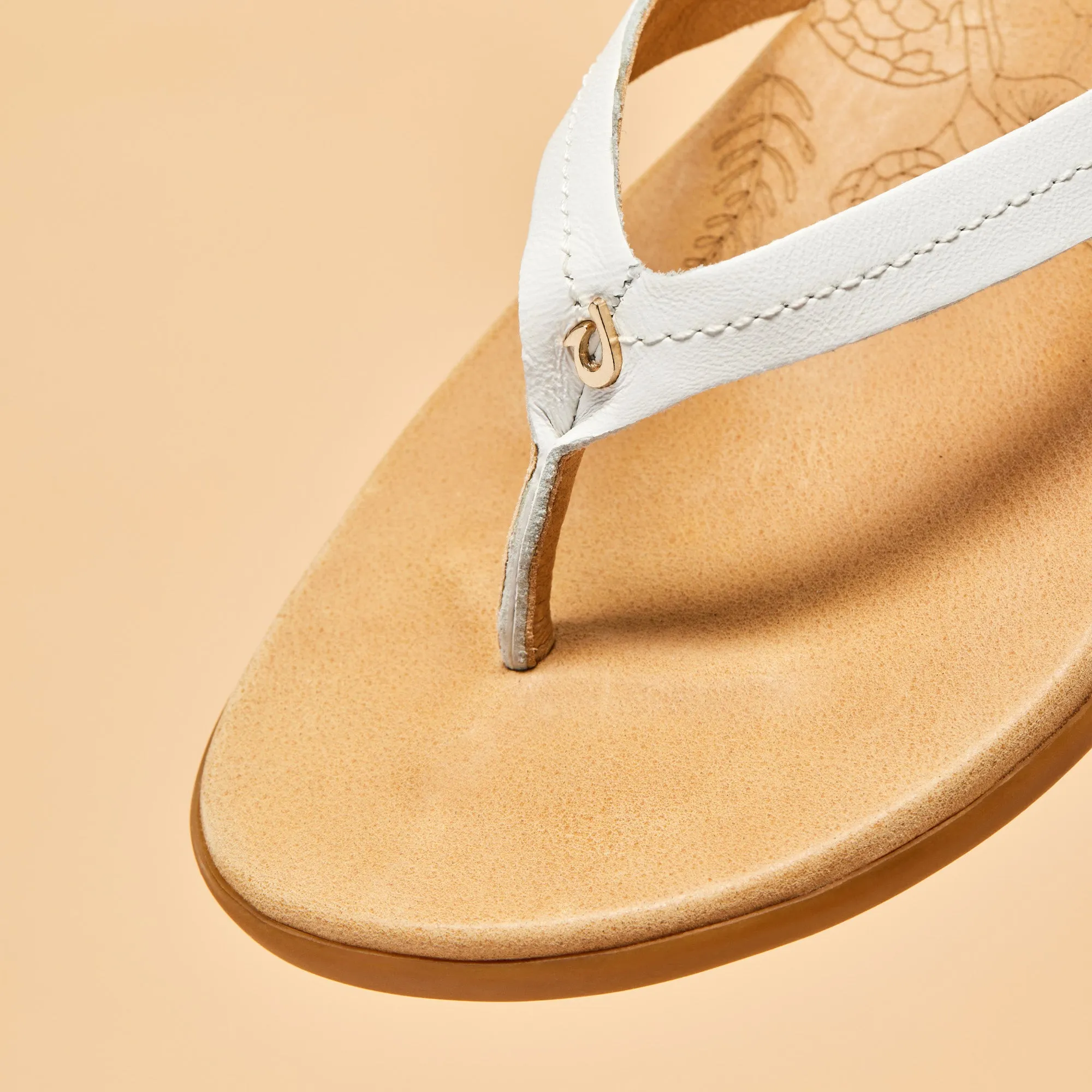 Tropical Mood Slip Resistant Sole Honu - Bright White / Golden Sand