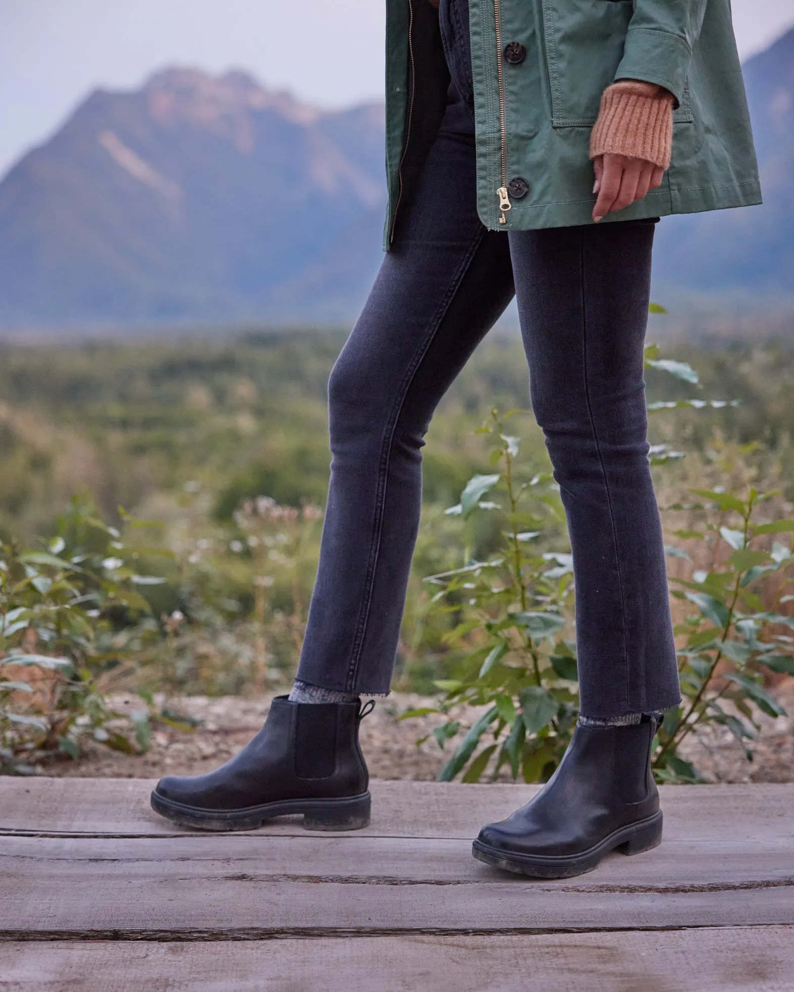 Vista Chelsea Metatarsal Stylish Option