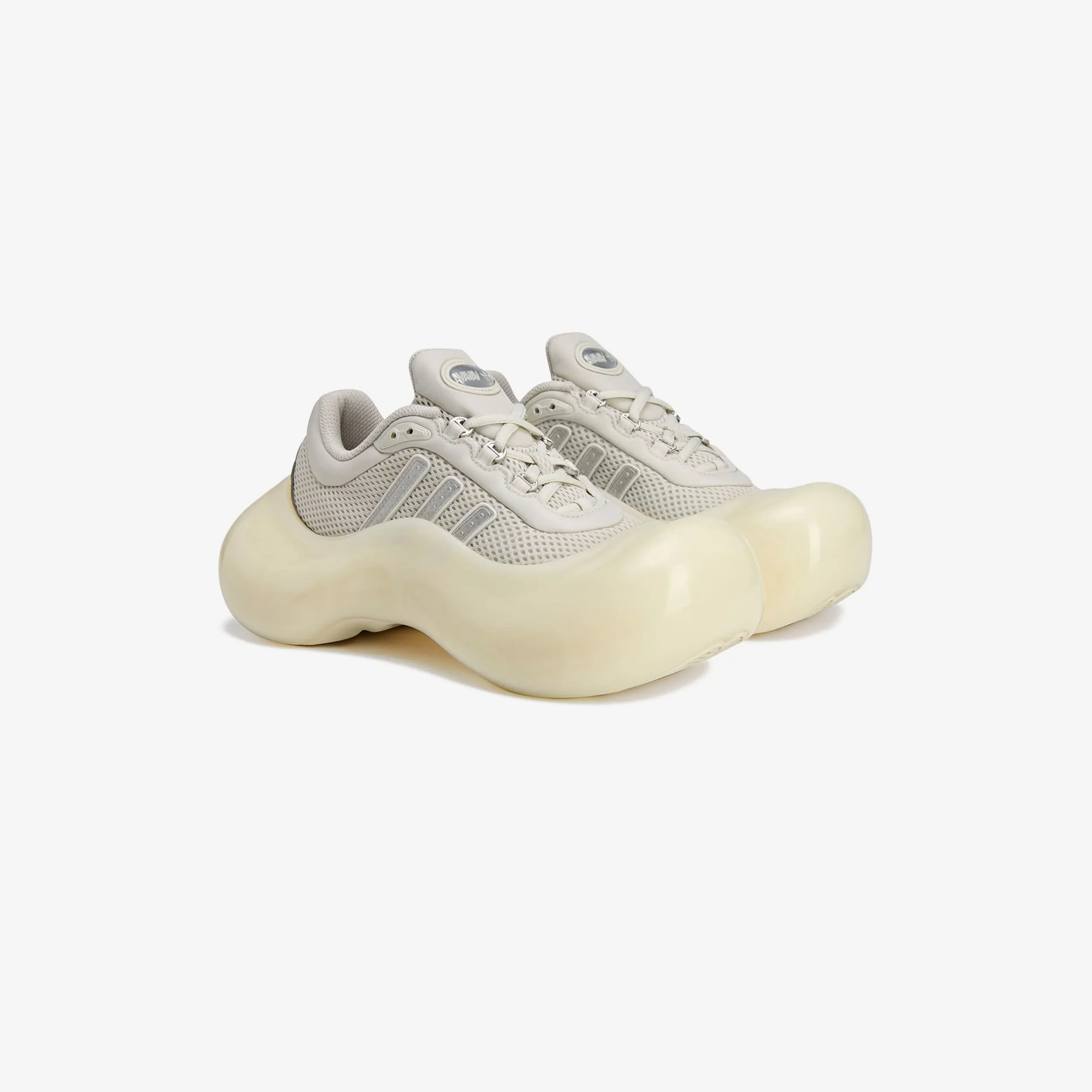 Trendy Corner Style Wmns Megaride Moonrubber x Avavav