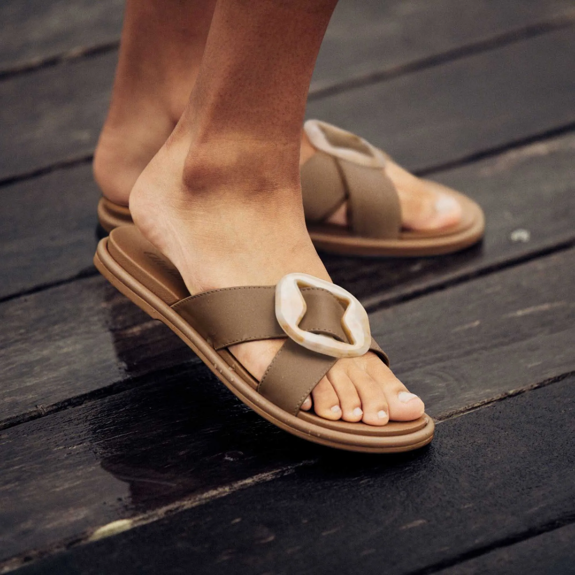 Lai Slide - Tan Hot Day festival look