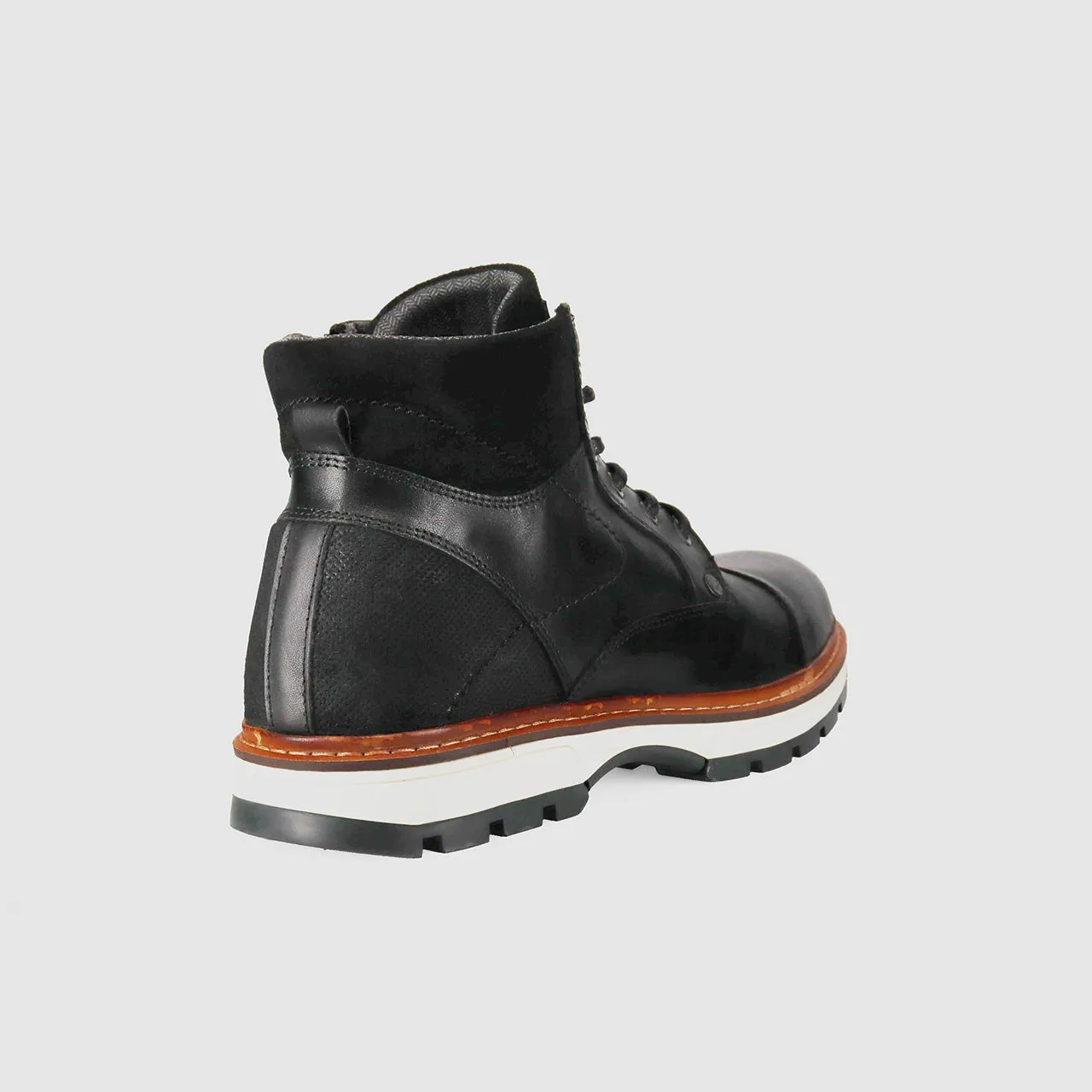 Blackwood Lace Up Boots Black Insulated River Crossing