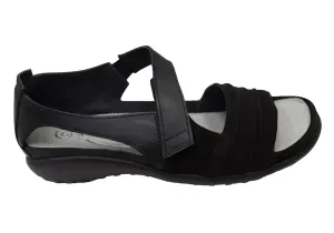 Comfortable Yet Stylish Naot Papaki Womens Comfort Cushioned Orthotic Friendly Leather Sandals