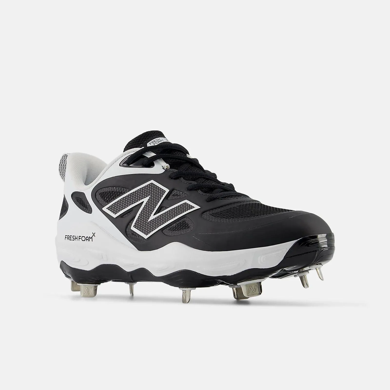 Secure New Balance Women's Fresh Foam X Velo v4 Metal Fastpitch Softball Cleats - Black SMVELOK4