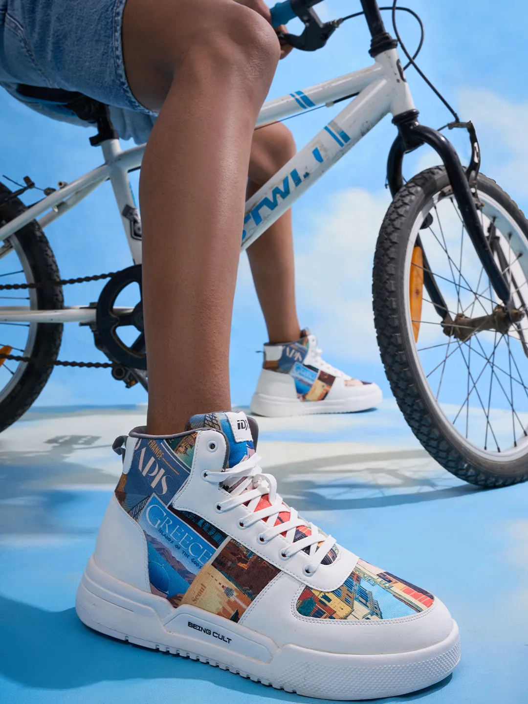 Men's White Graphic Print  Sneakers IX6018 Flexible stability orthopedic insole