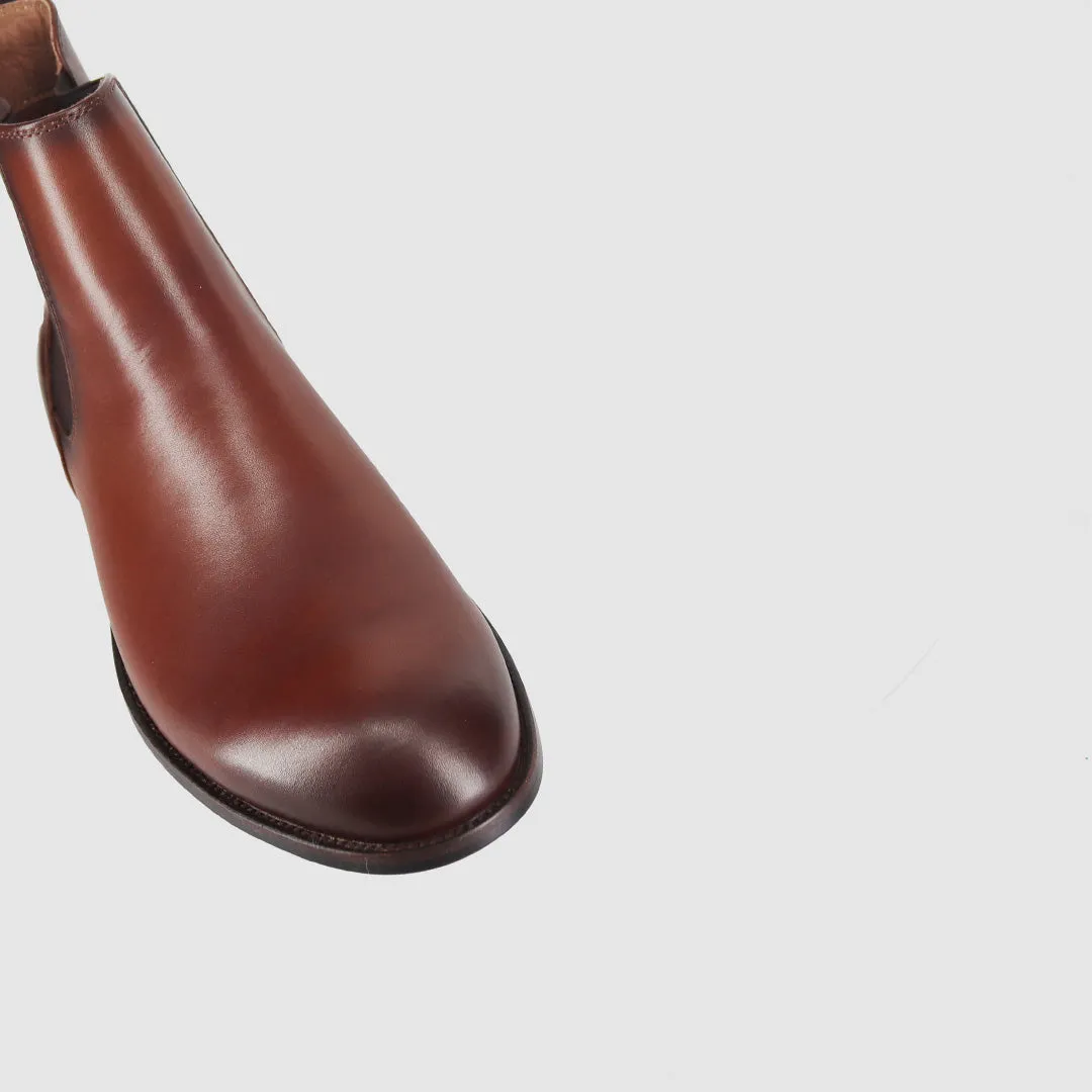 Weekend Wear Good Arch Support Plymouth Chelsea Boots Cognac